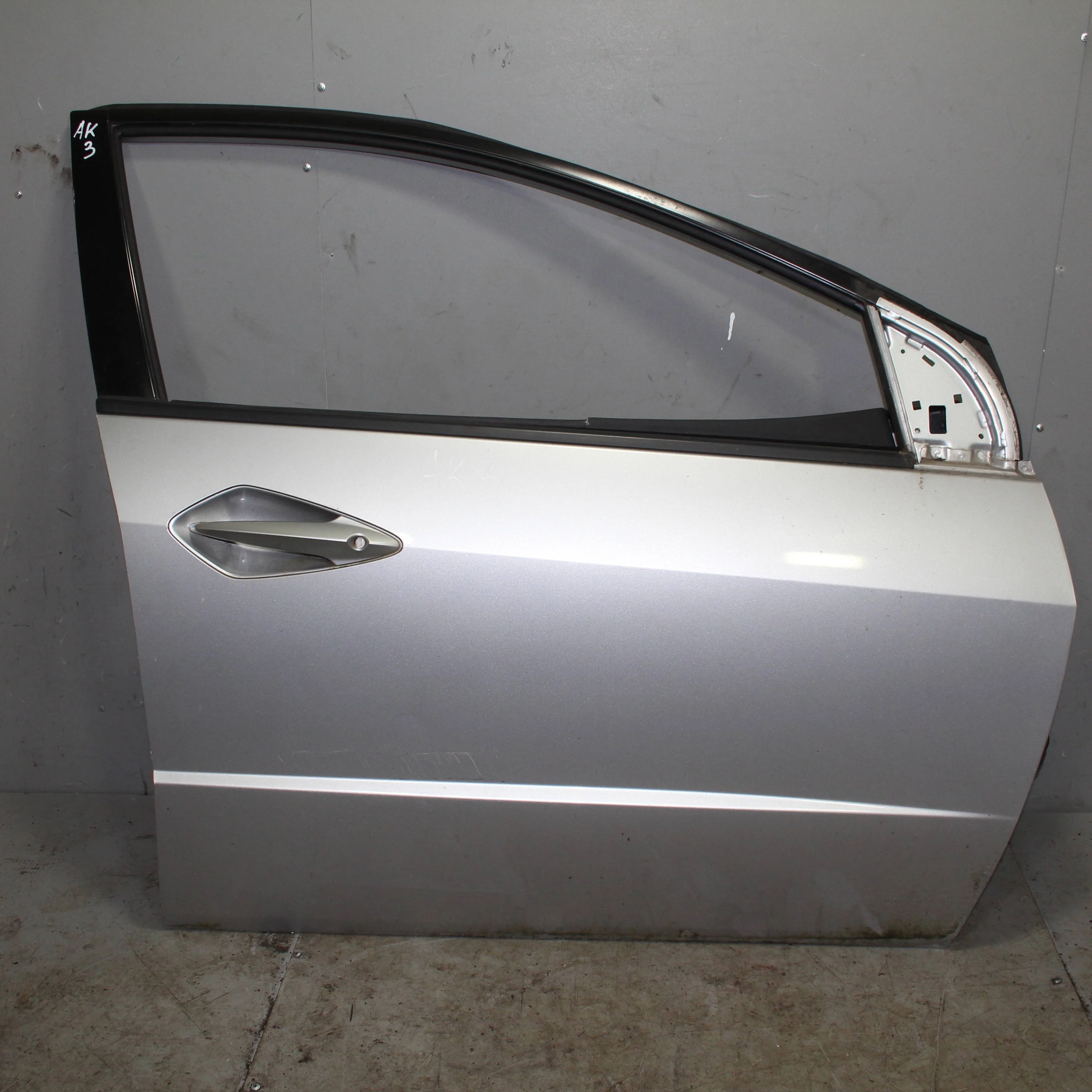 Дверь передняя правая HONDA Civic VIII (2005—2009)