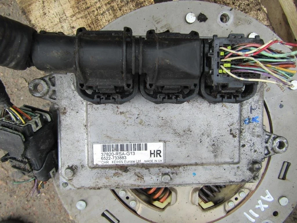 Блок управления двигателем HONDA Civic VIII (2005