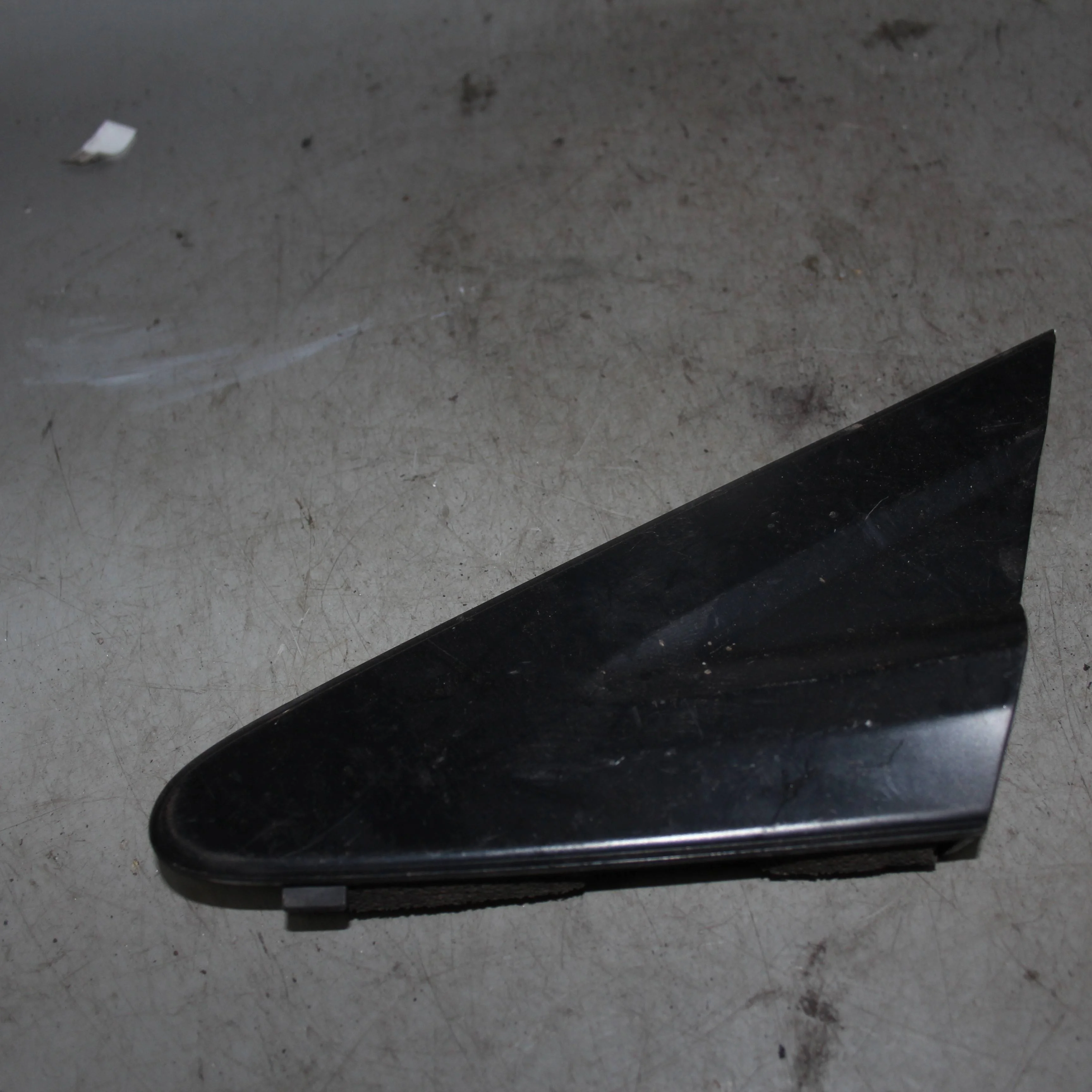 Накладка зеркала левая HONDA Civic VIII (2005—200