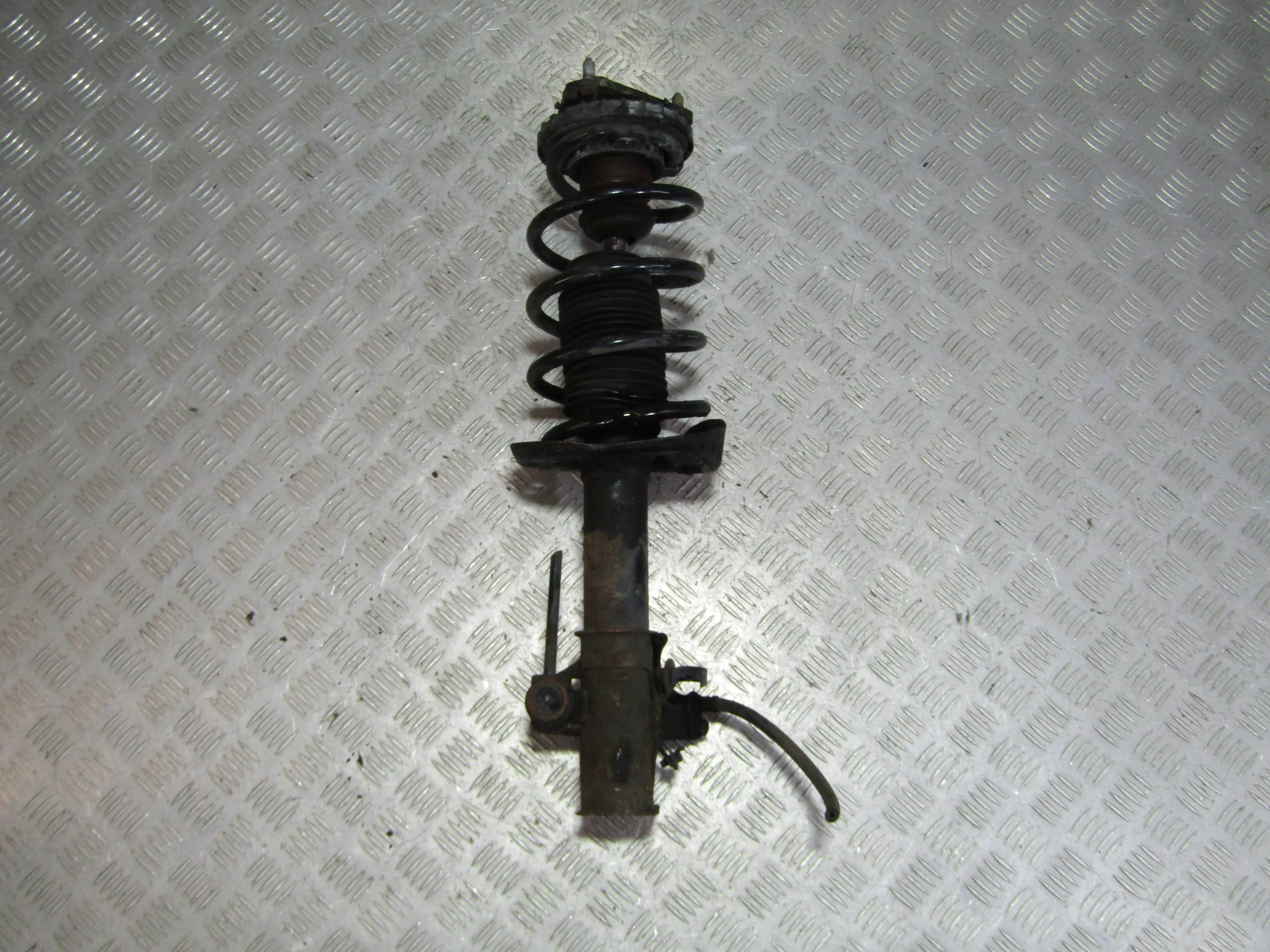 Амортизатор передний правый HONDA Civic VIII (200