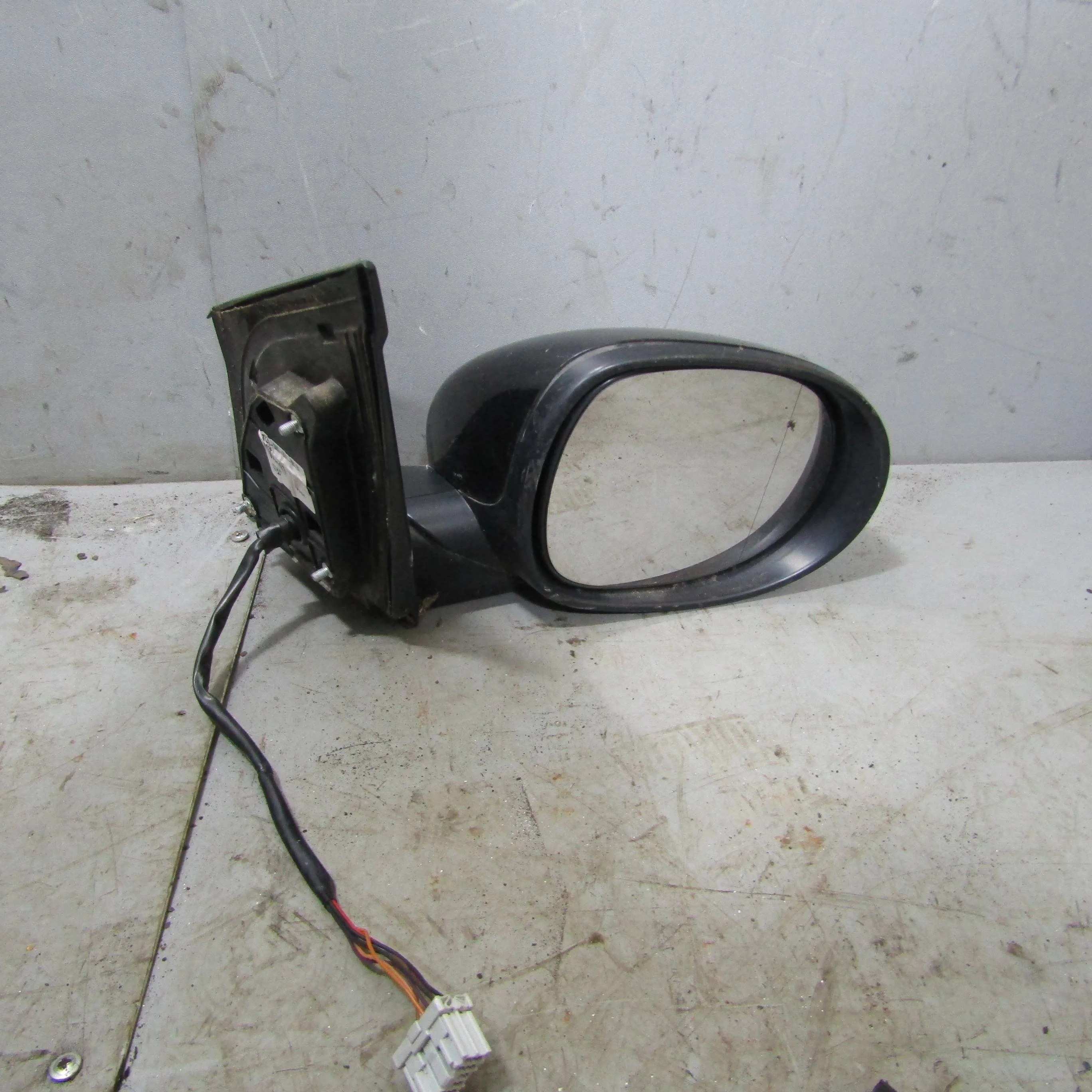 Зеркало правое HONDA Civic VIII (2005—2009)