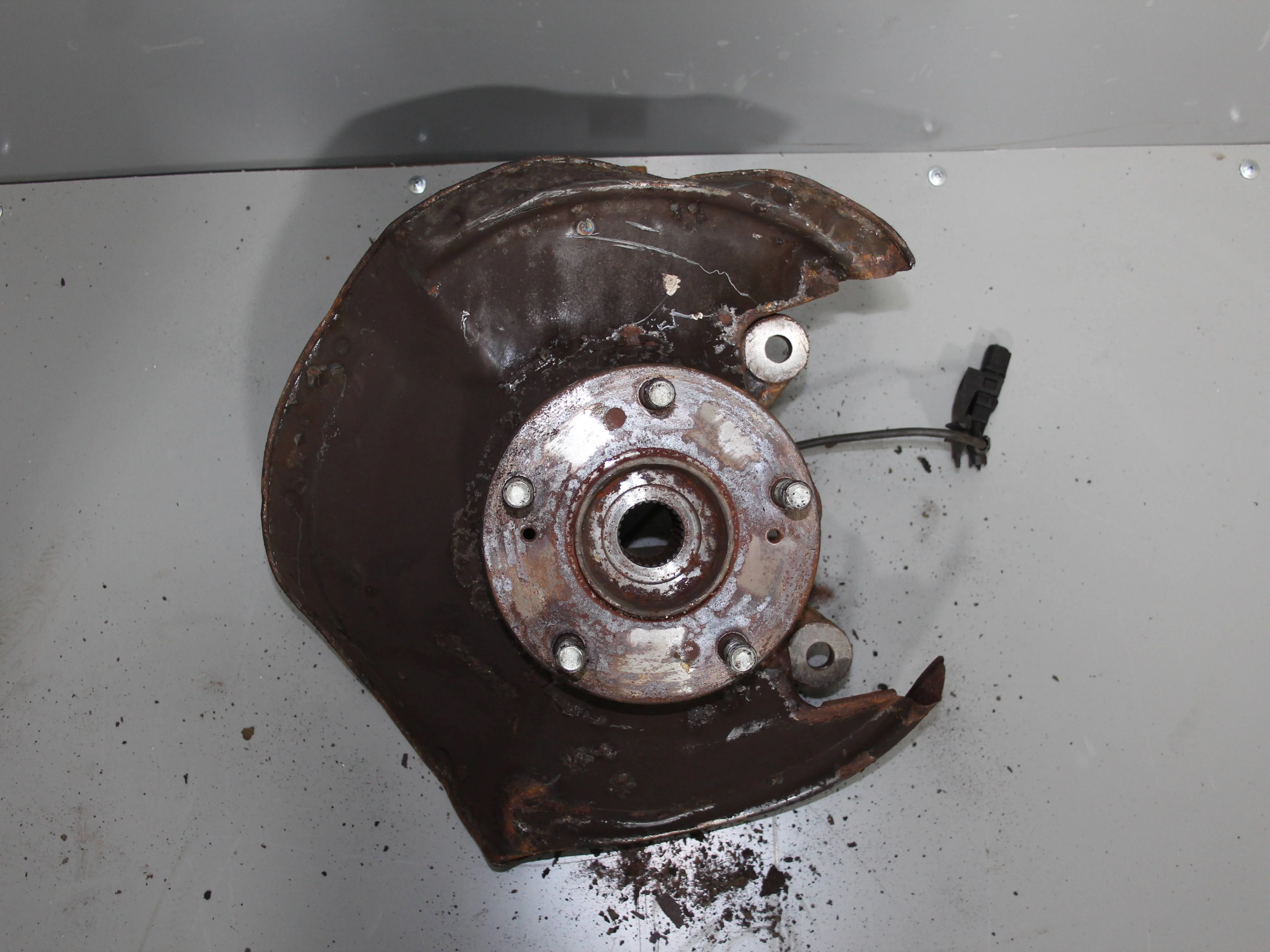 Кулак поворотный передний левый HONDA Civic VIII