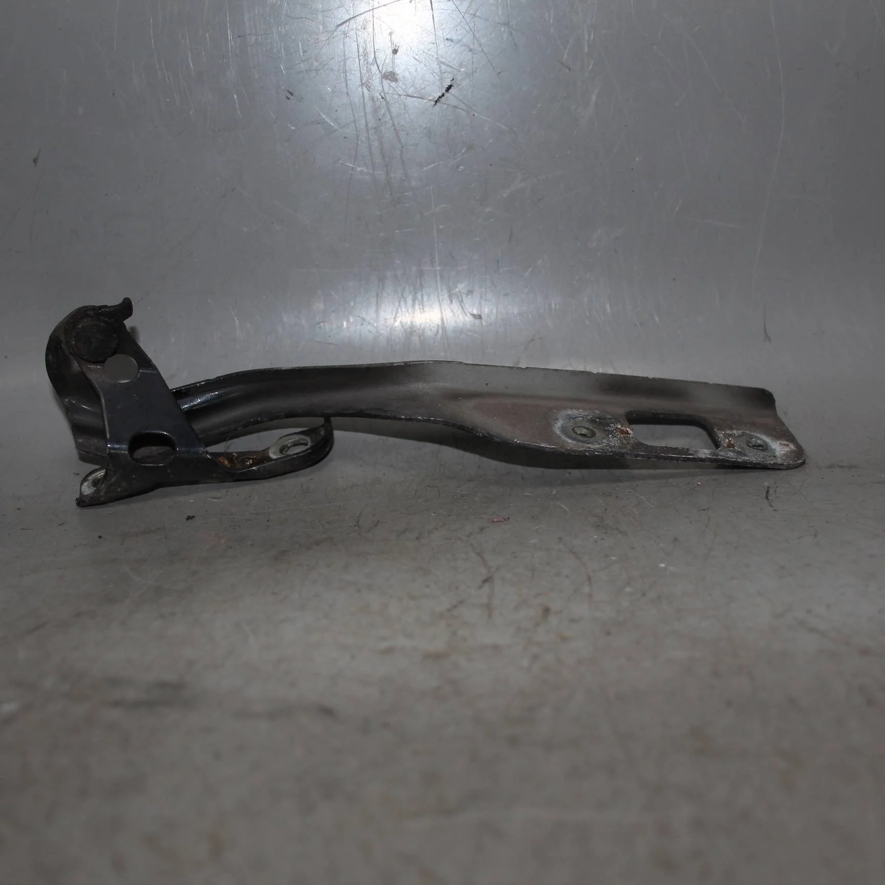 Петля капота левая HONDA Civic VIII (2005—2009)