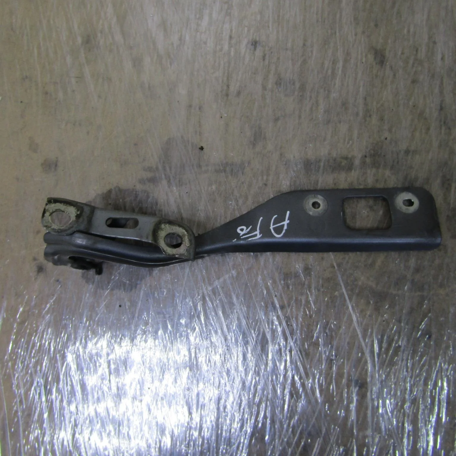 Петля капота левая HONDA Civic VIII (2005—2009)