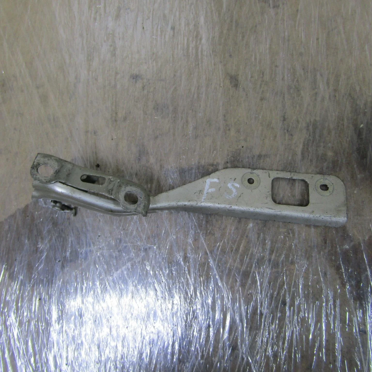 Петля капота левая HONDA Civic VIII (2005—2009)