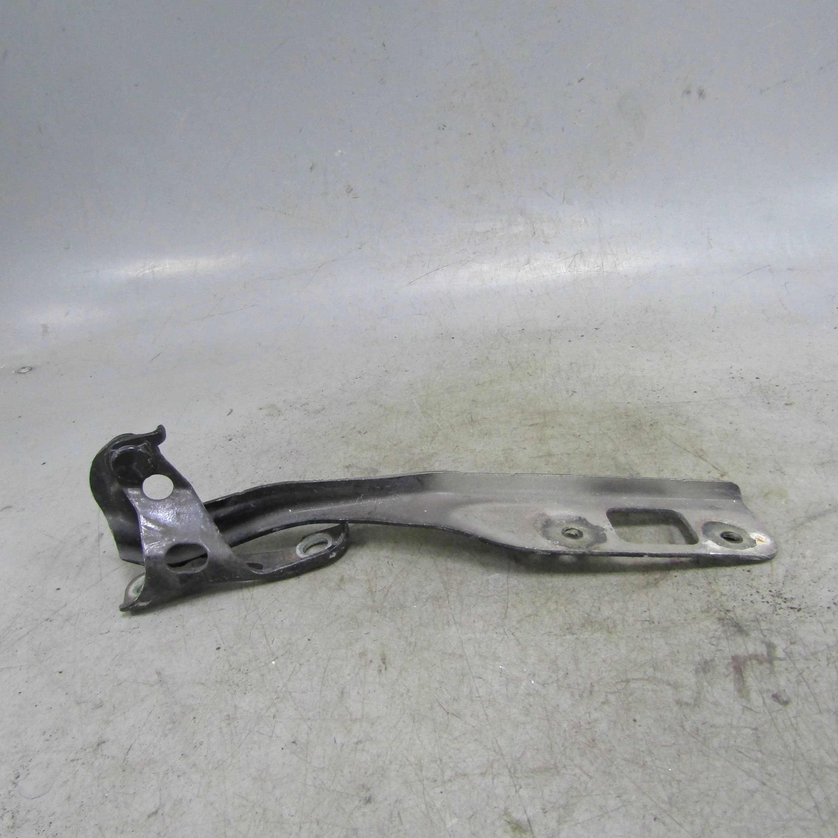 Петля капота левая HONDA Civic VIII (2005—2009)