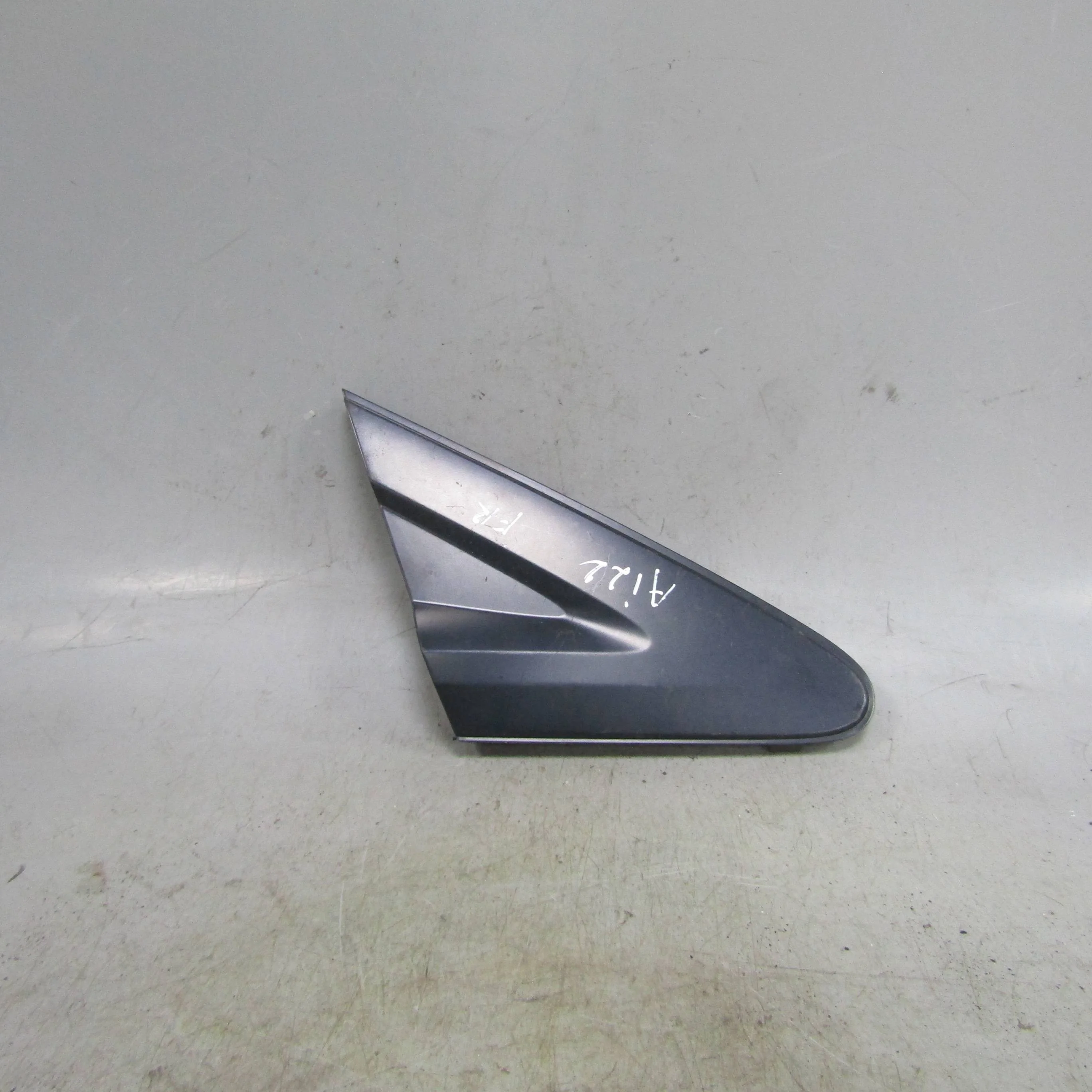 Накладка зеркала правая HONDA Civic VIII (2005—20