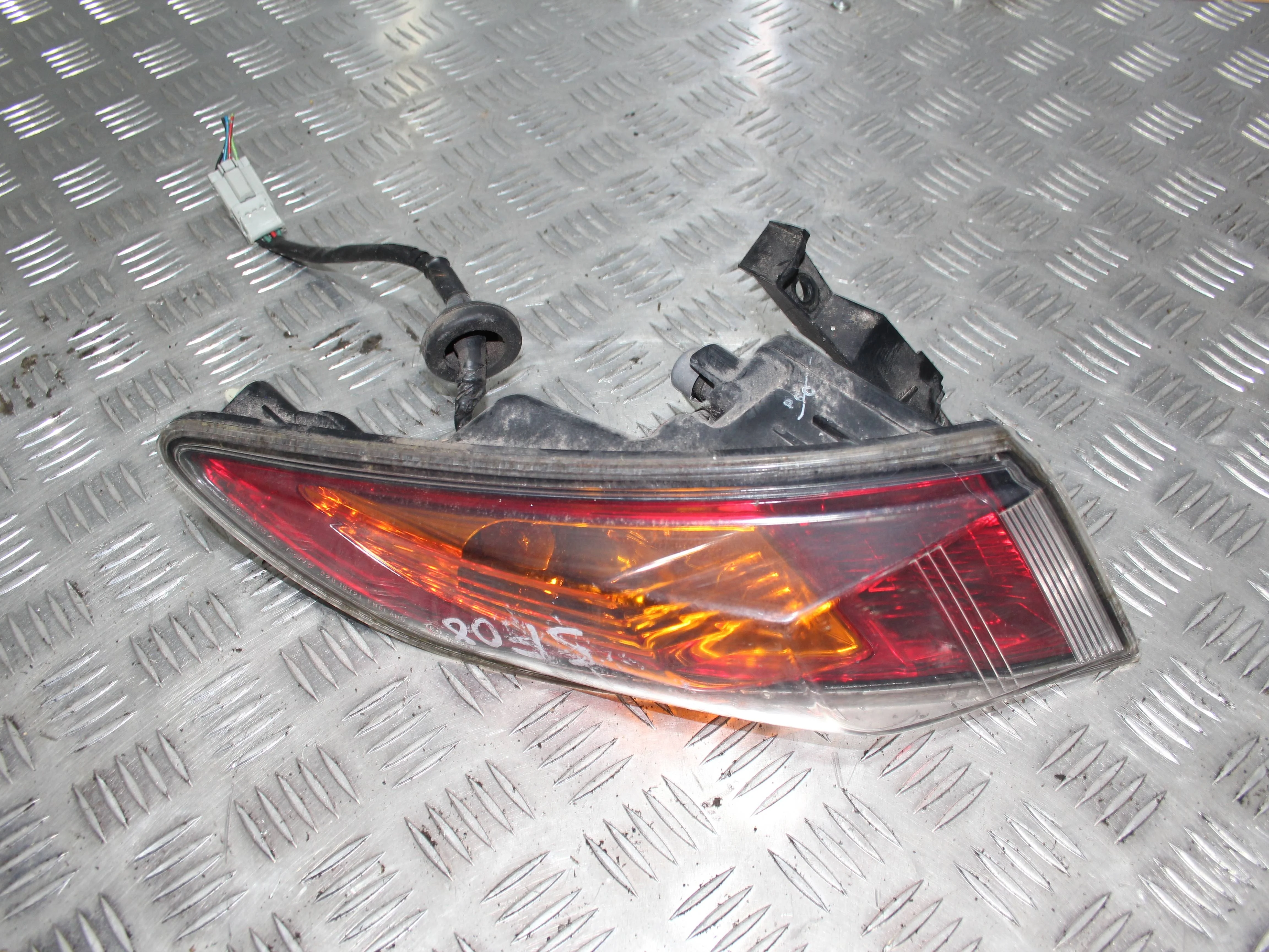 Фонарь внешний левый HONDA Civic VIII (2005—2009)