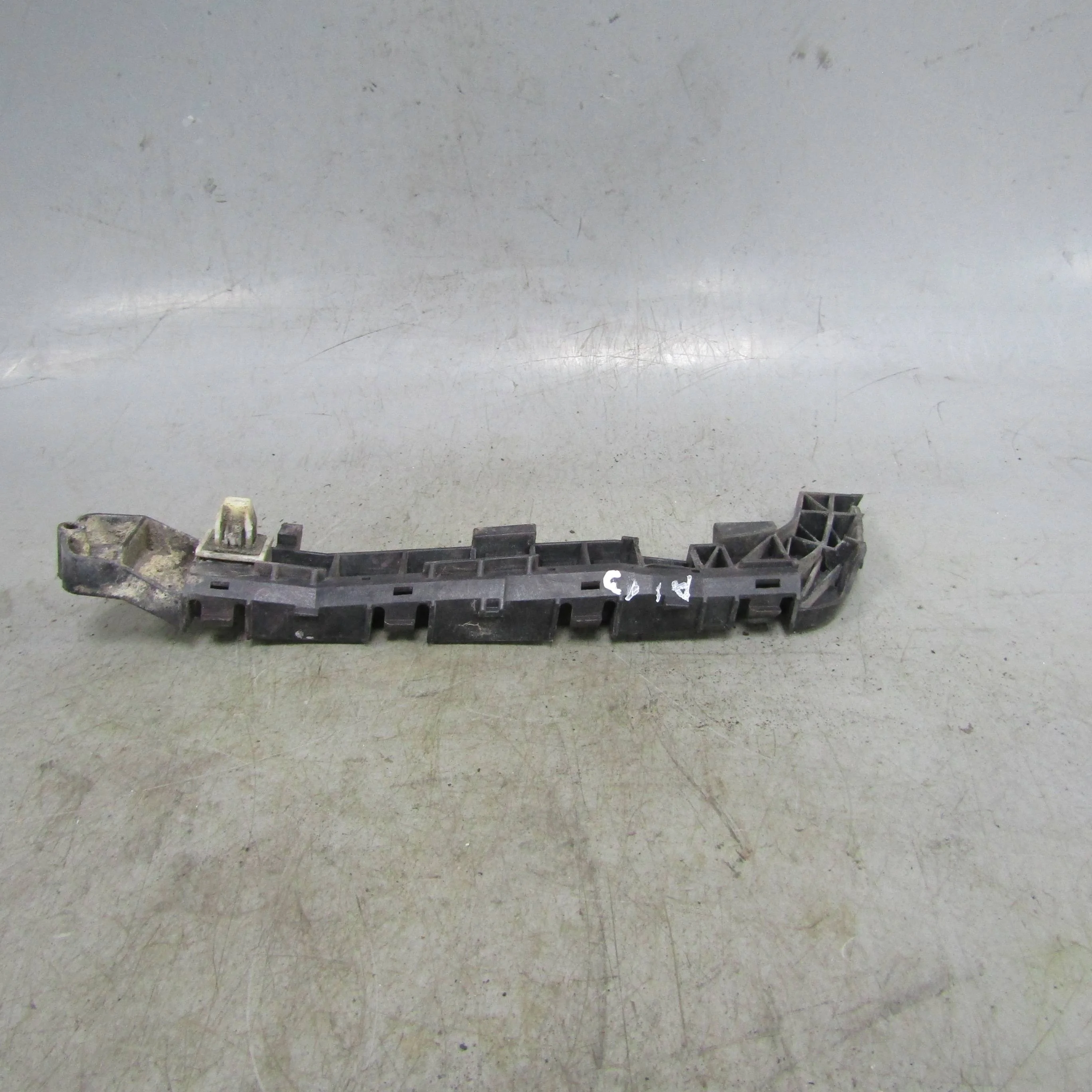 Кронштейн заднего бампера левый HONDA Civic VIII