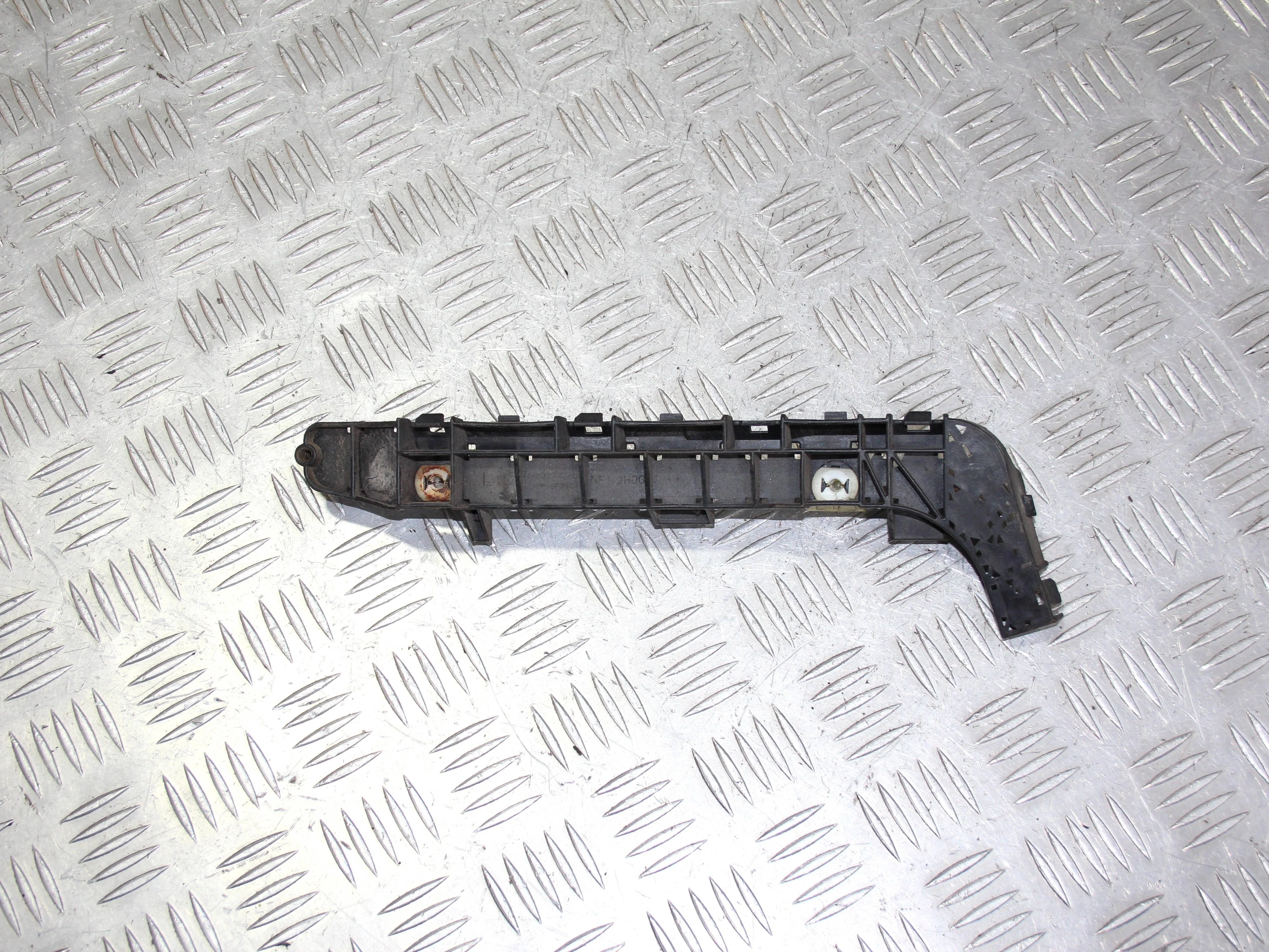 Кронштейн заднего бампера левый HONDA Civic VIII