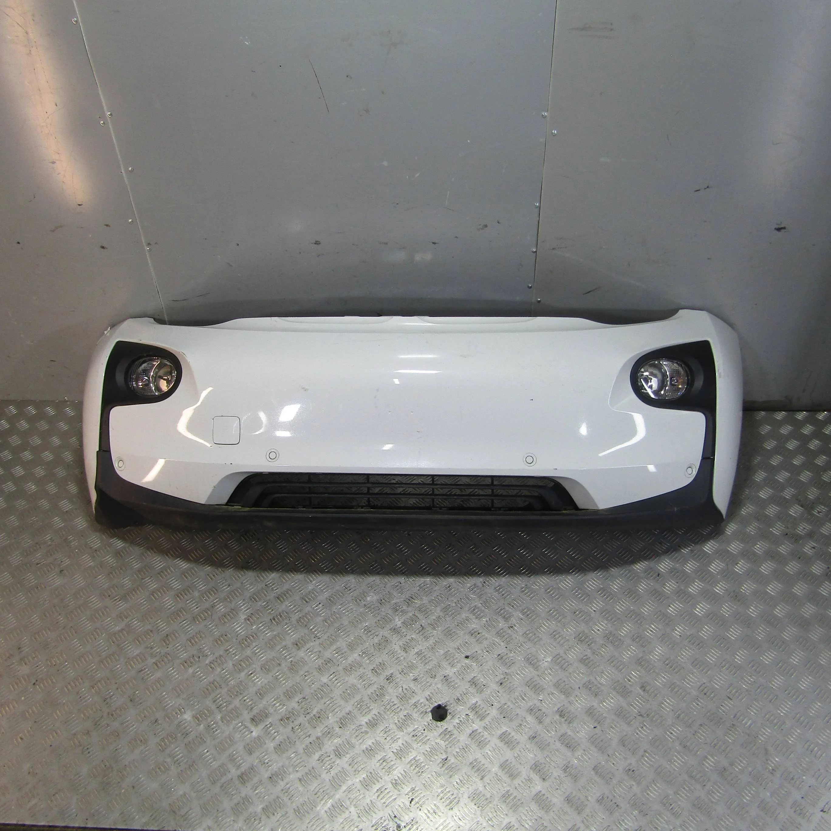 Бампер передний BMW I3 2013-2017