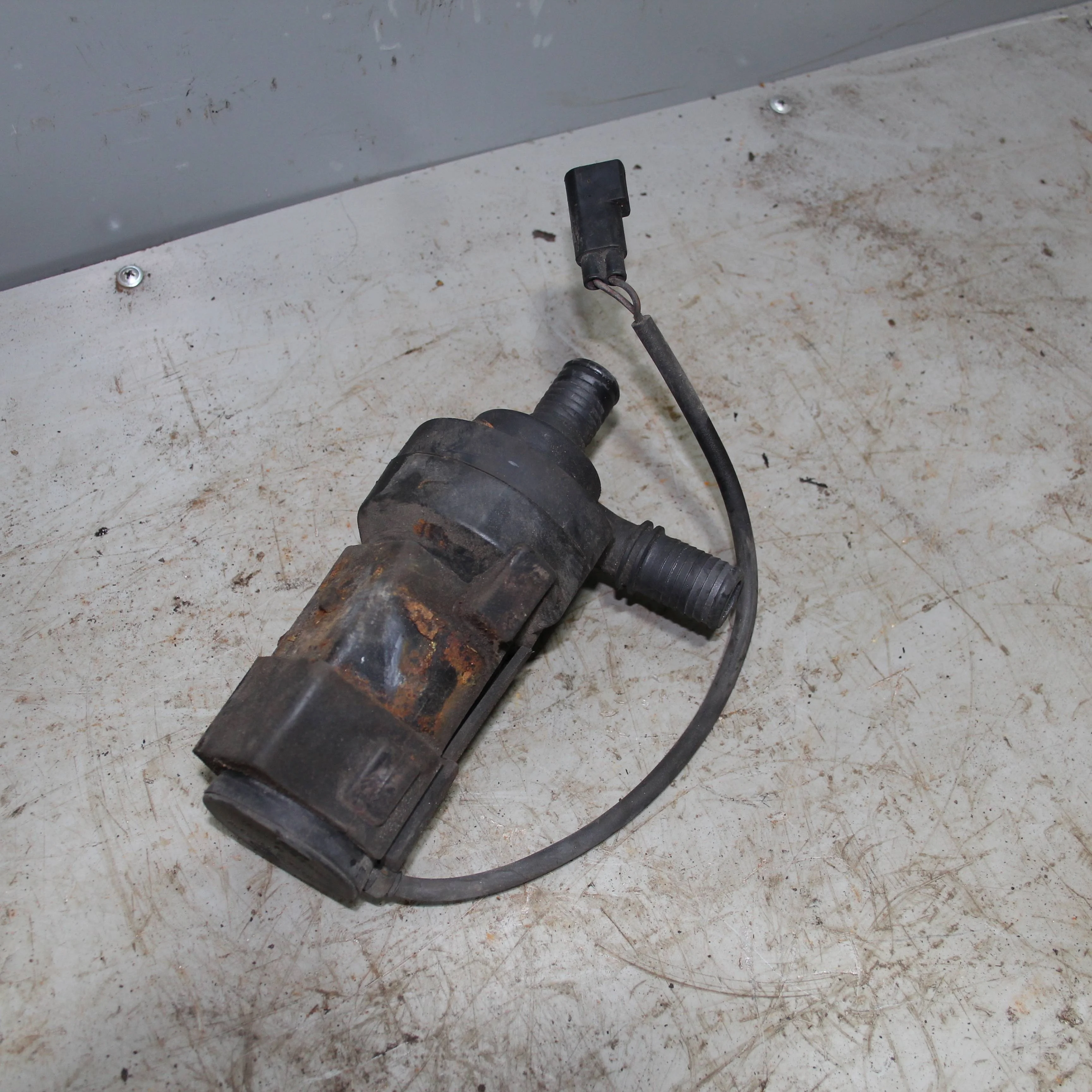 Насос охладителя нагнетателя JAGUAR S-type I (199