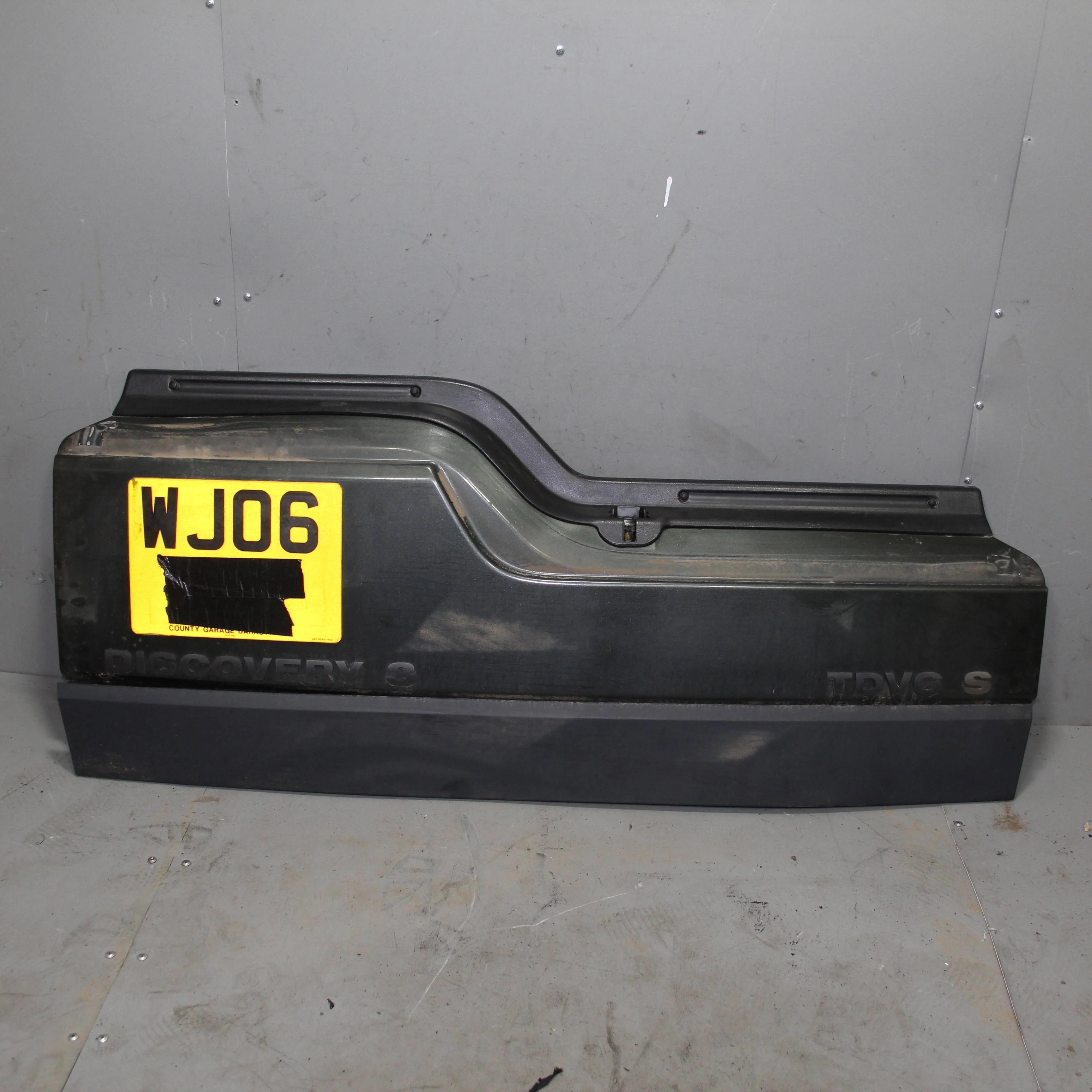 Крышка багажника LAND ROVER Discovery III (2004—2