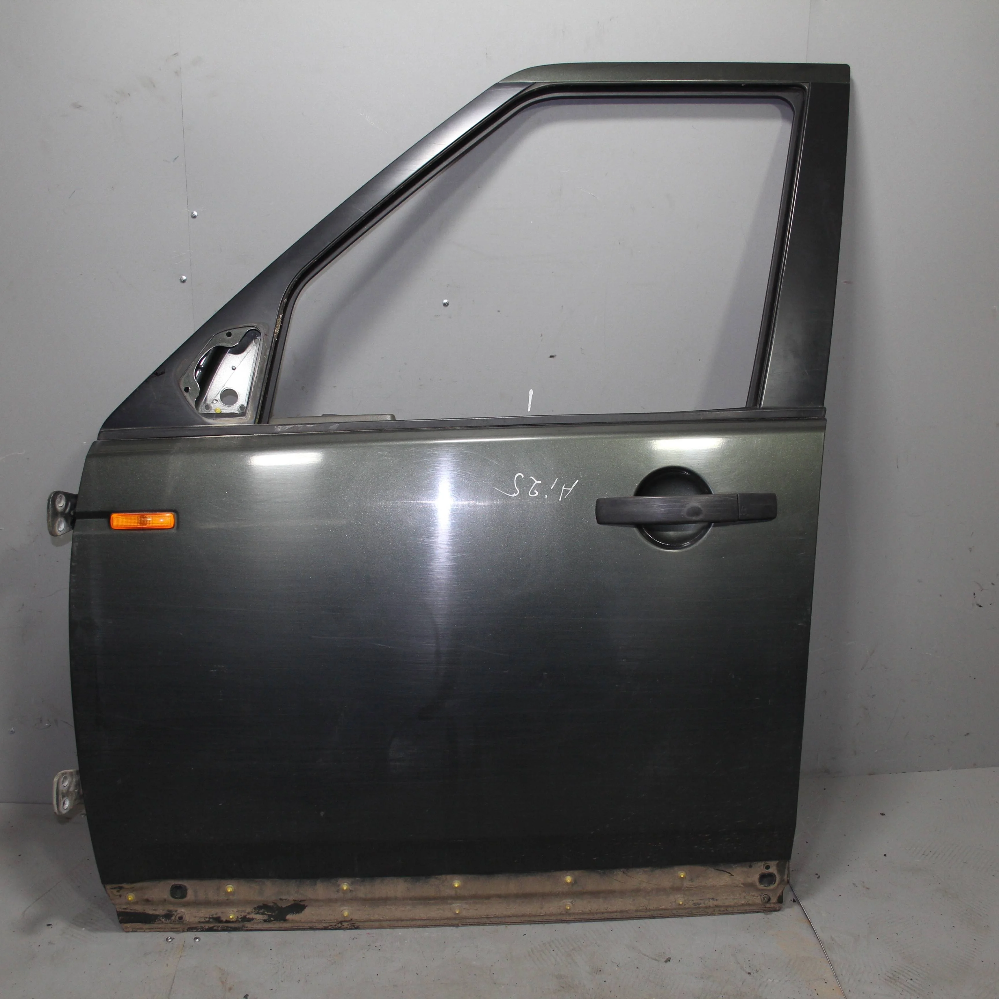 Дверь передняя левая LAND ROVER Discovery III (20