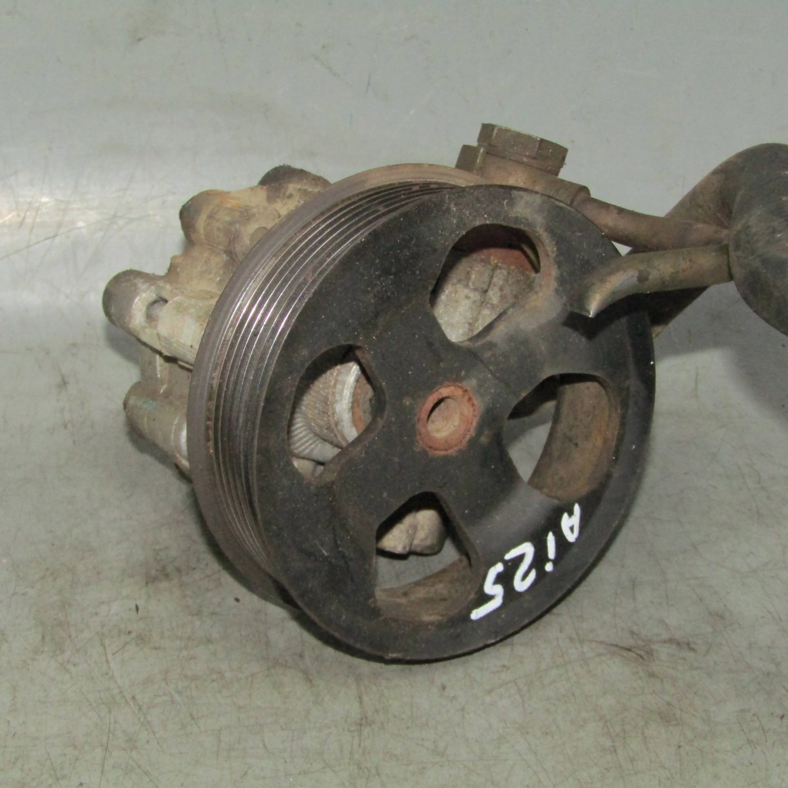 Насос гидроусилителя ГУР LAND ROVER Discovery III