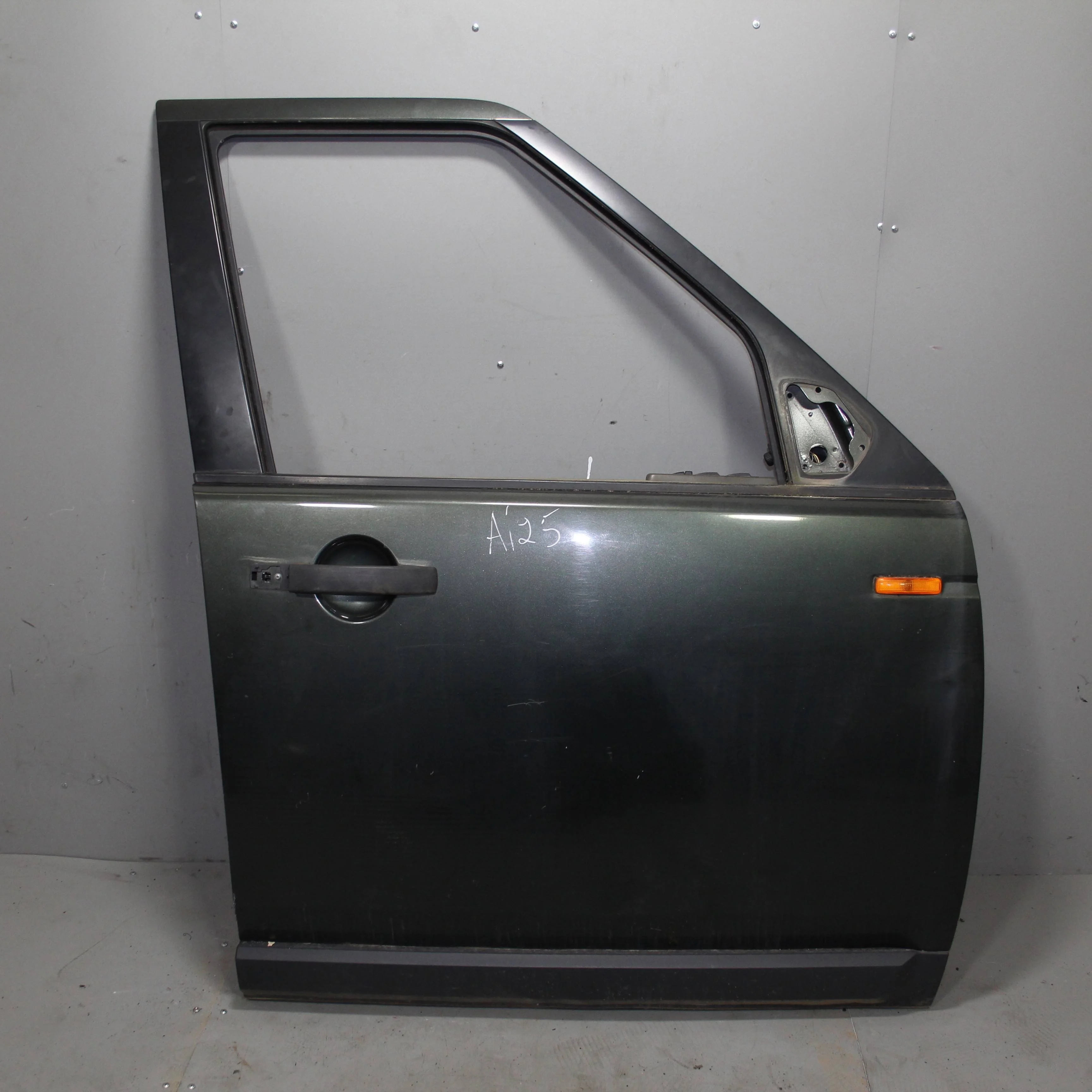 Дверь передняя правая LAND ROVER Discovery III (2