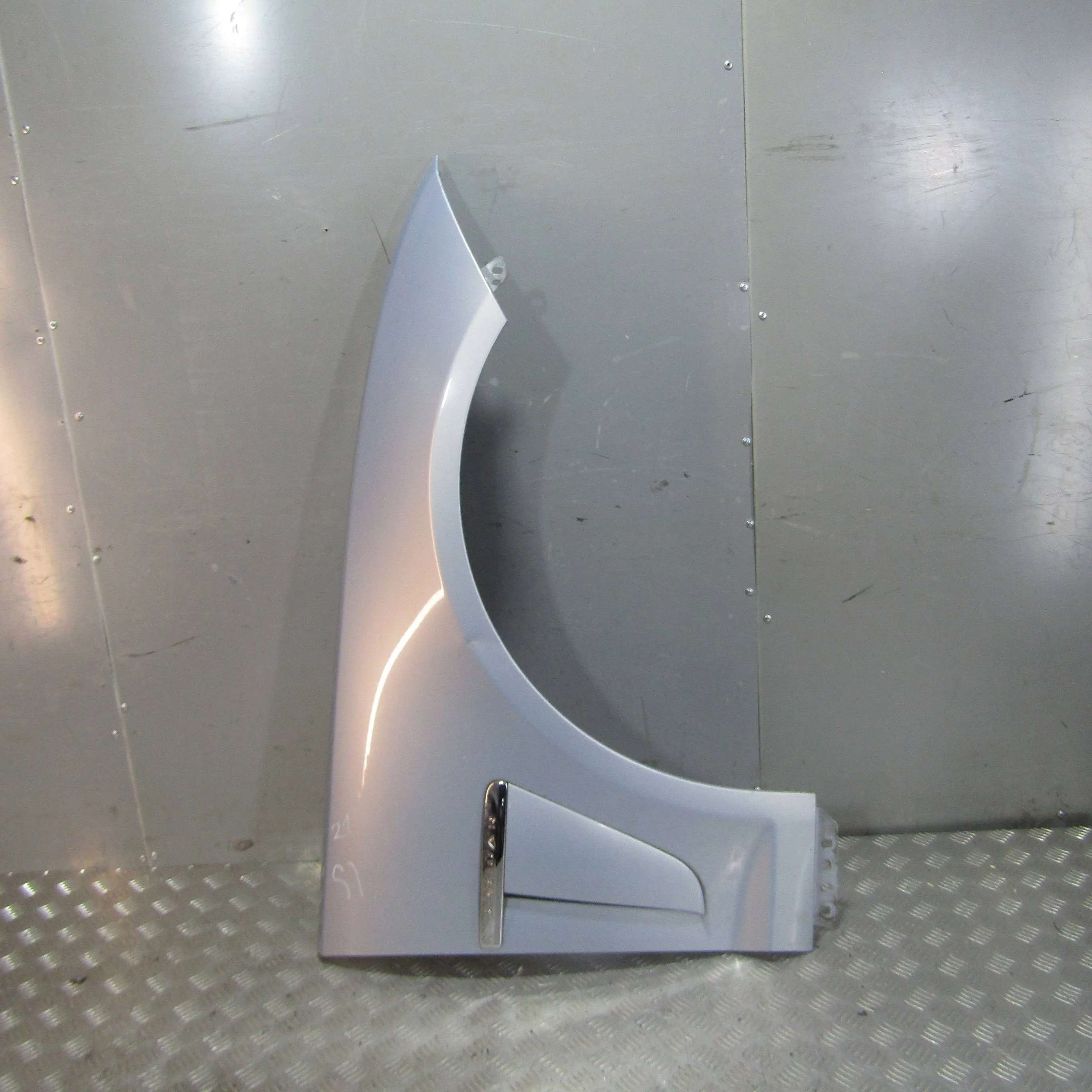 Крыло переднее правое JAGUAR XF I рестайлинг (201