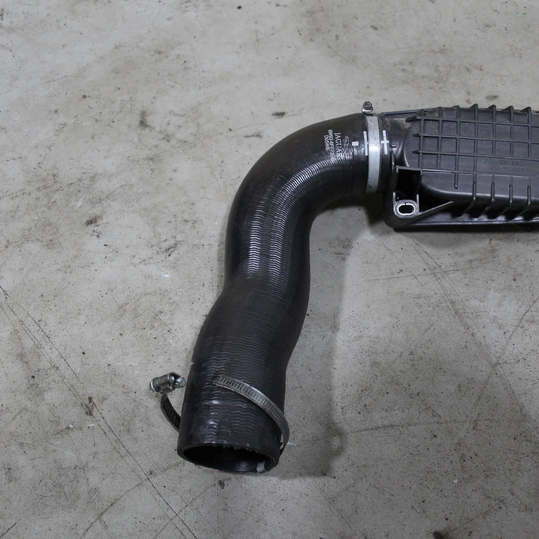 Патрубок JAGUAR XF I рестайлинг (2011—2015)