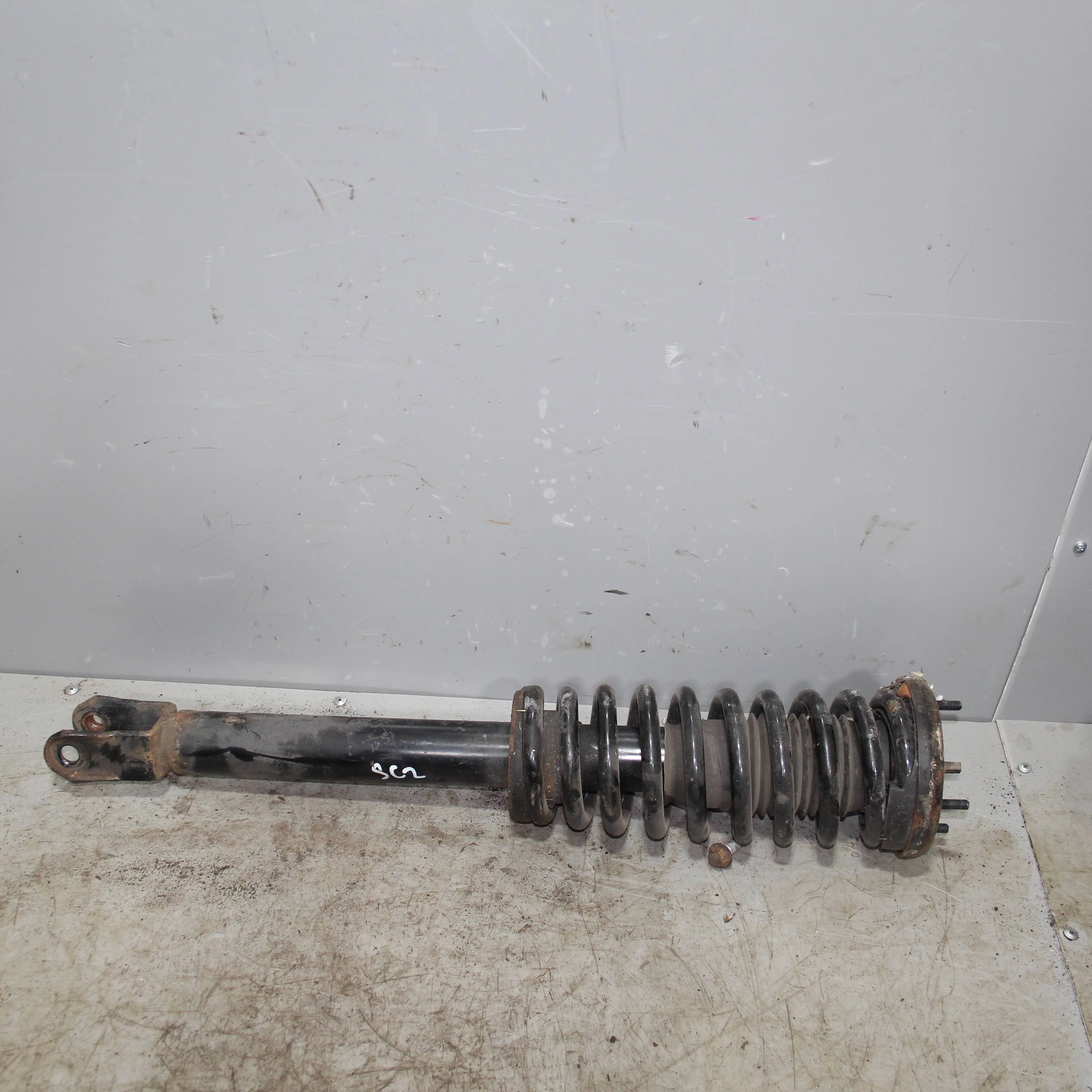 Амортизатор передний JAGUAR XF I рестайлинг (2011