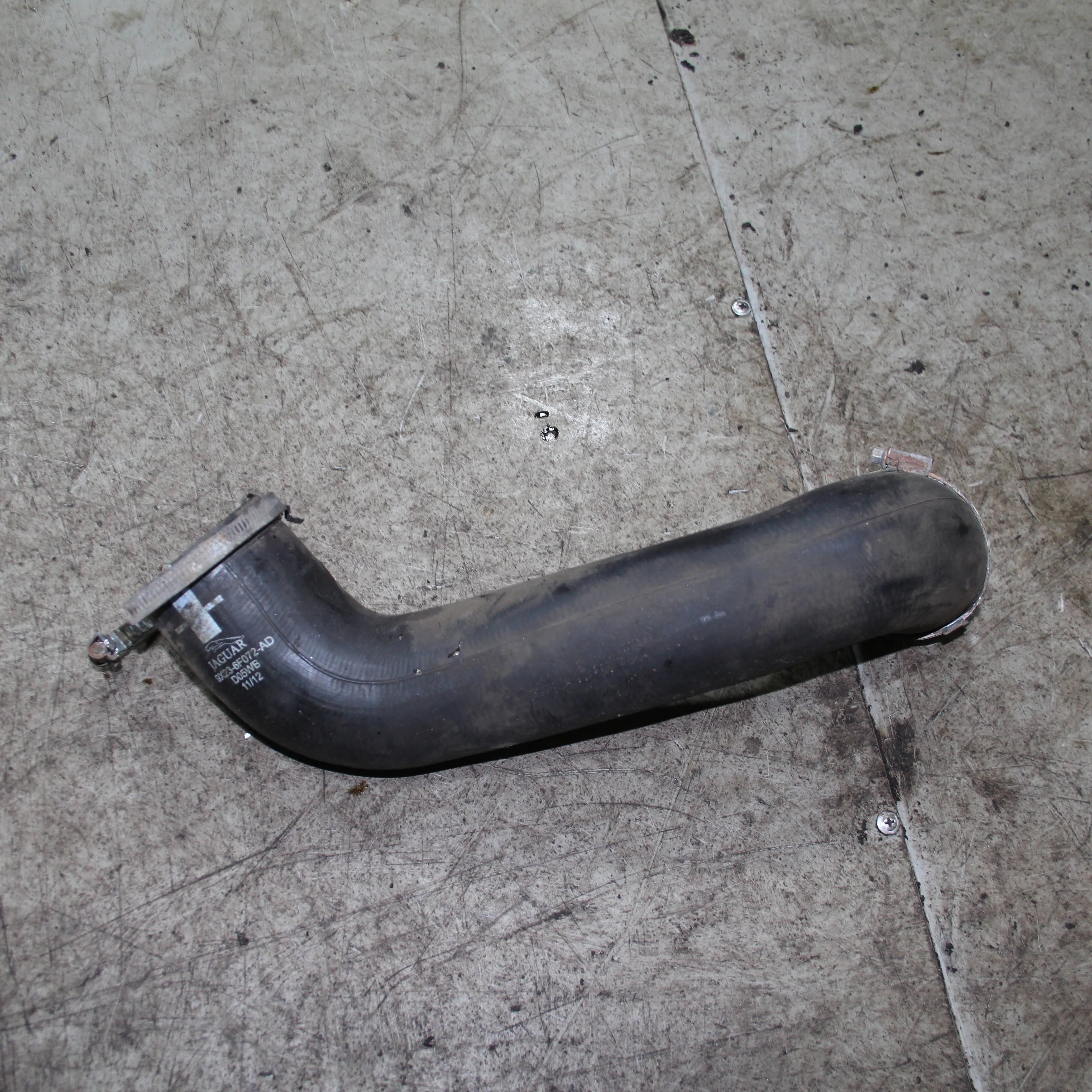 Патрубок впускной JAGUAR XF I рестайлинг (2011—20