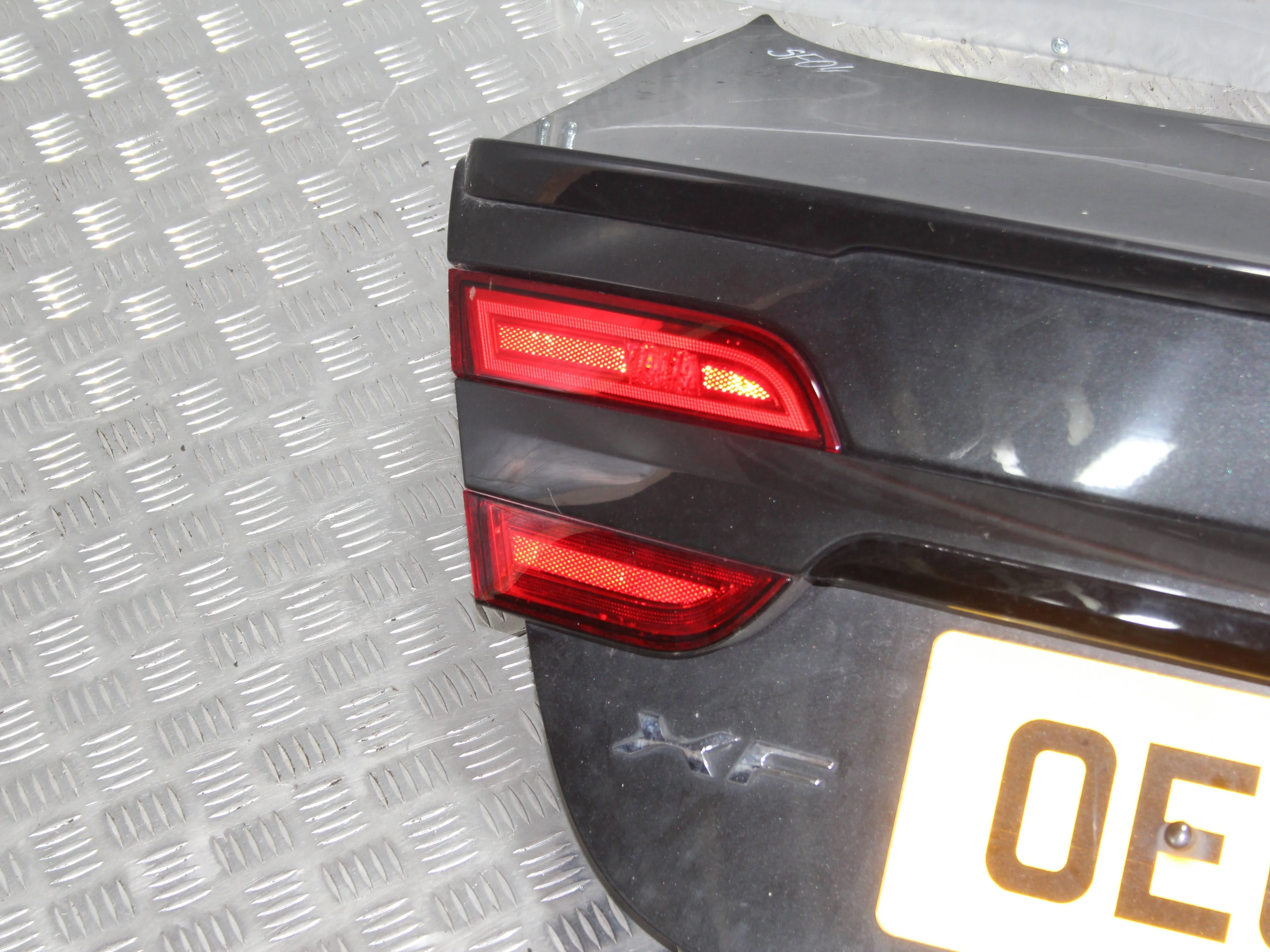 Фонарь внутренний левый JAGUAR XF I рестайлинг (2