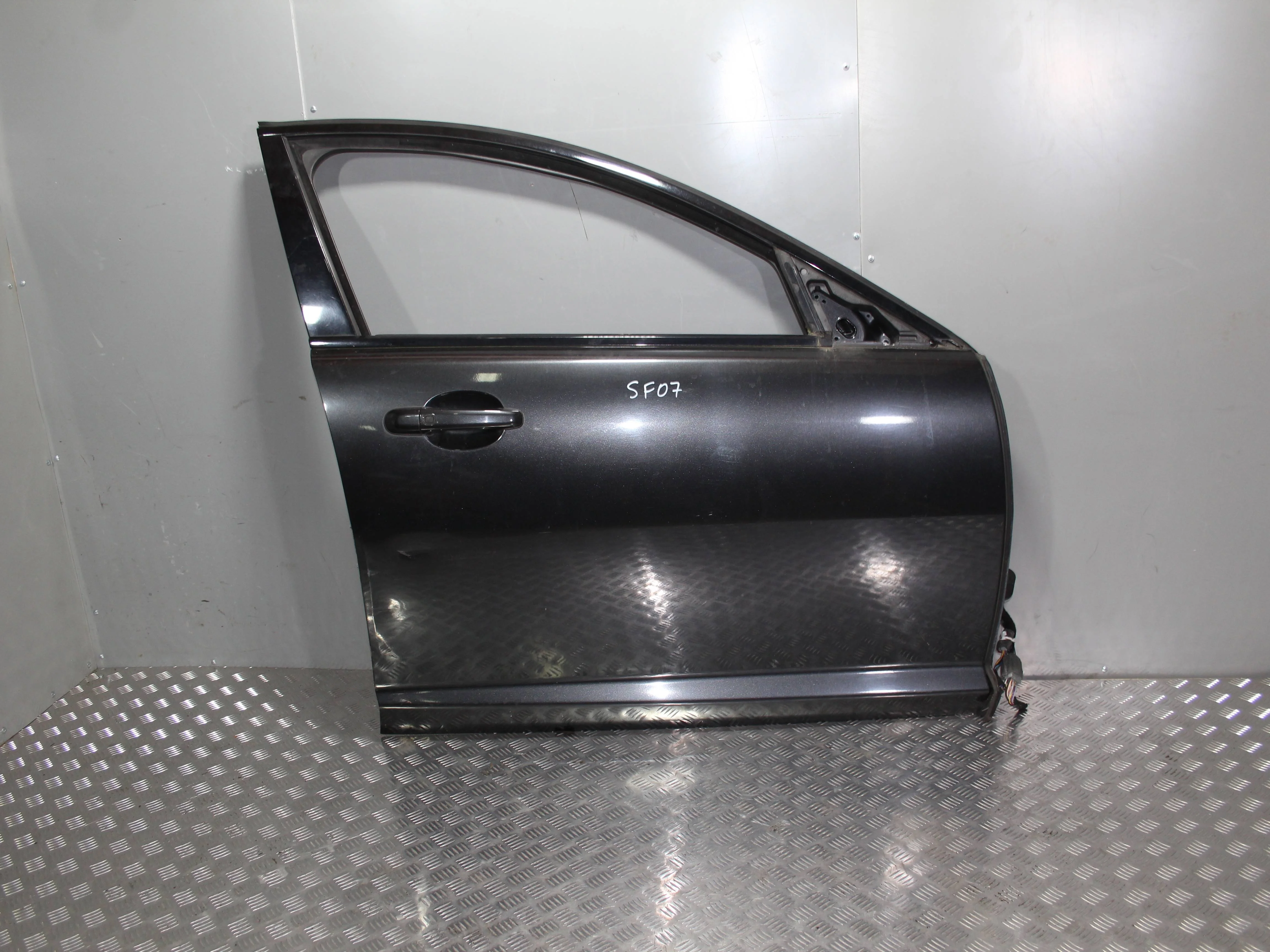 Дверь передняя правая JAGUAR XF I рестайлинг (201