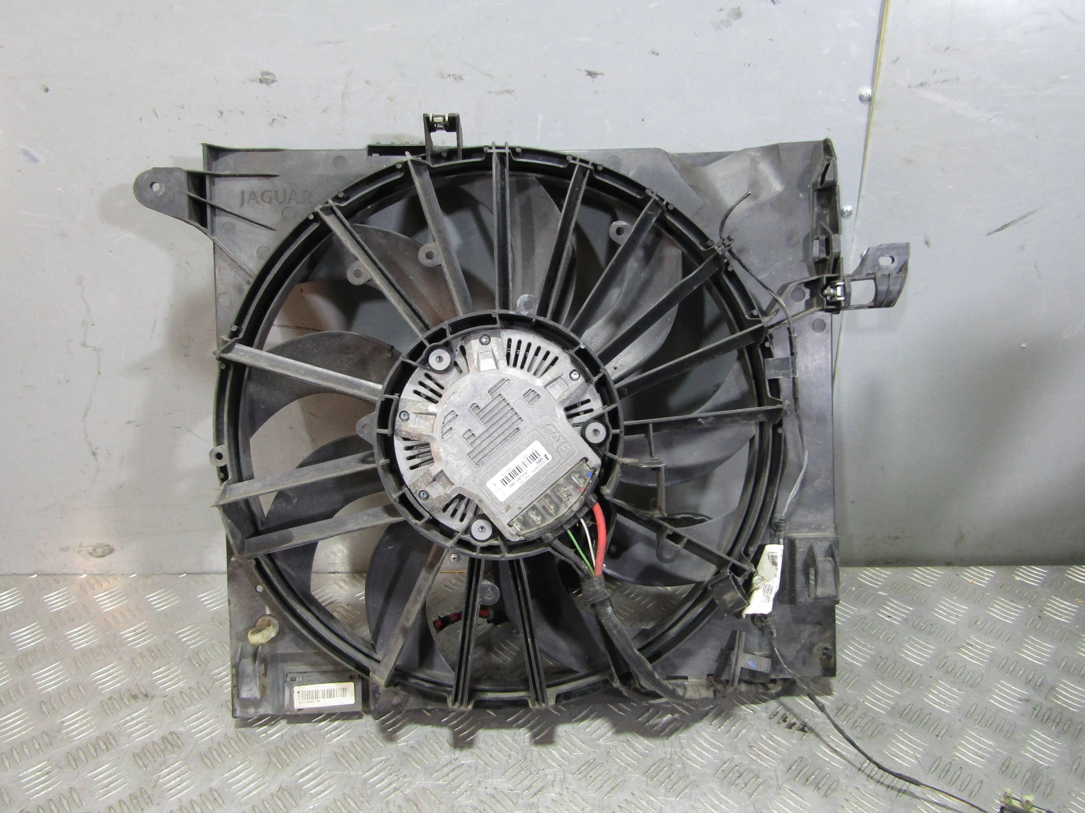 Вентилятор радиатора JAGUAR XF I рестайлинг (2011