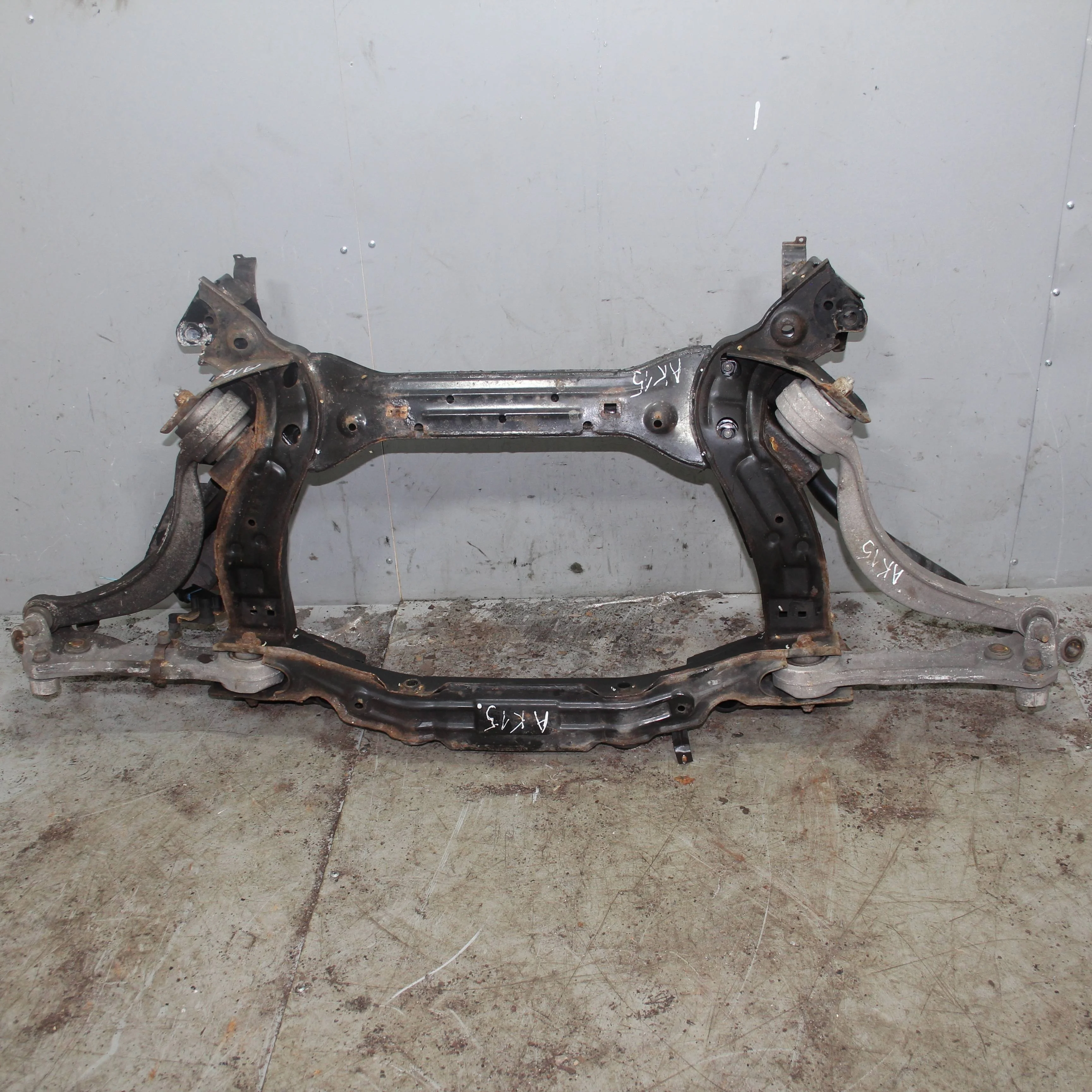 Подрамник передний JAGUAR XF I рестайлинг (2011—2