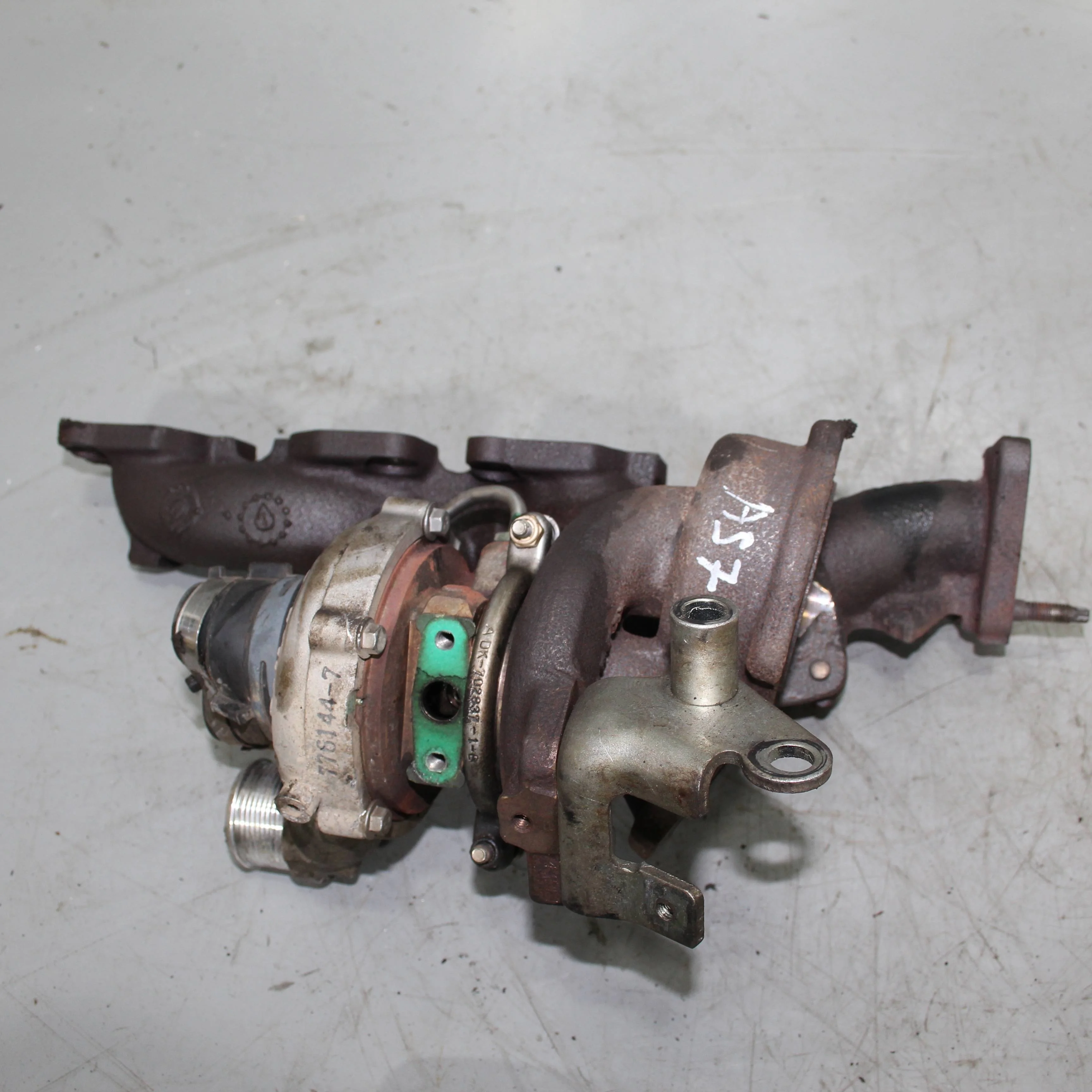 Турбонагнетатель правый JAGUAR XF I рестайлинг (2