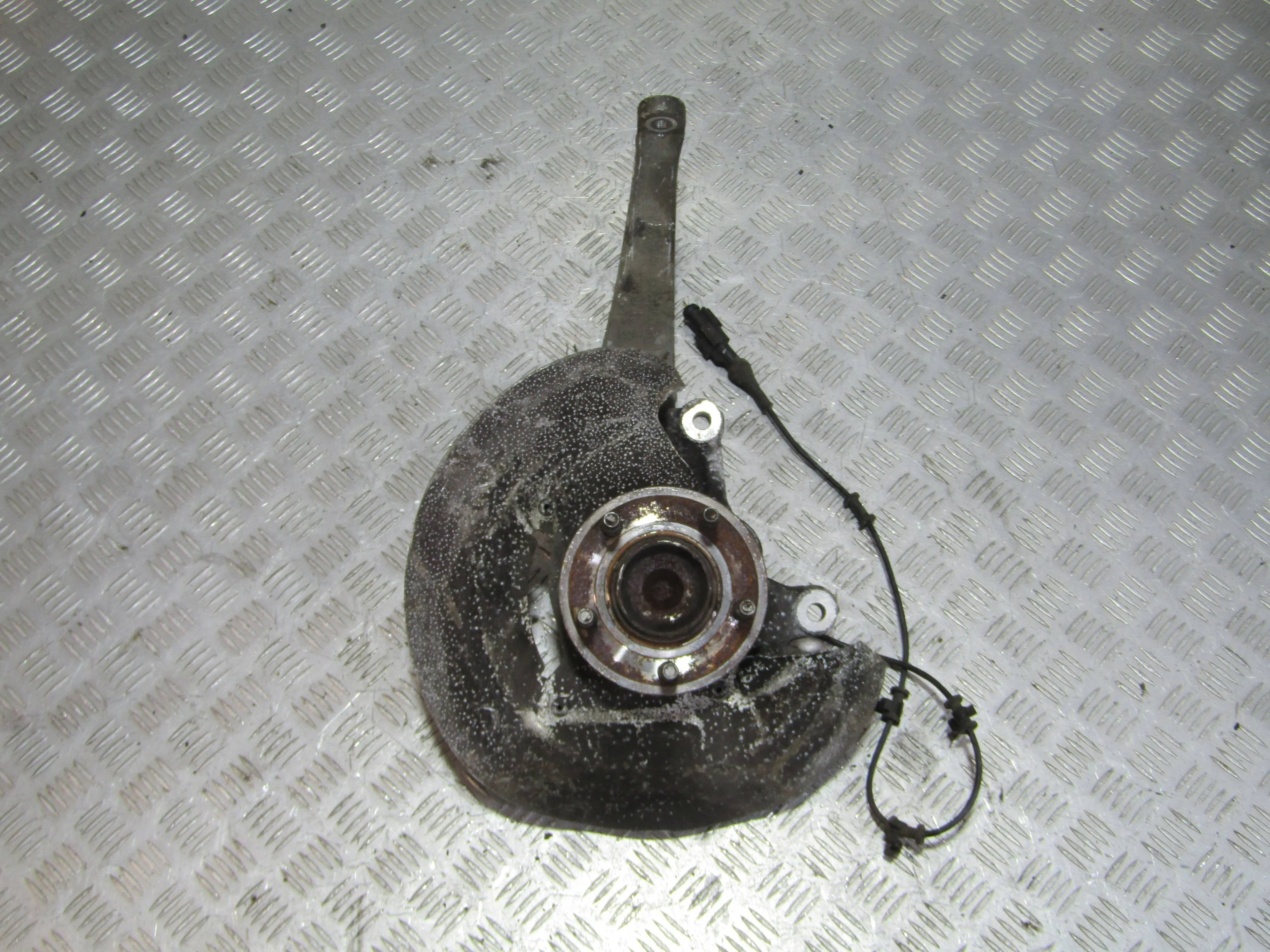 Кулак поворотный передний левый JAGUAR XF I реста