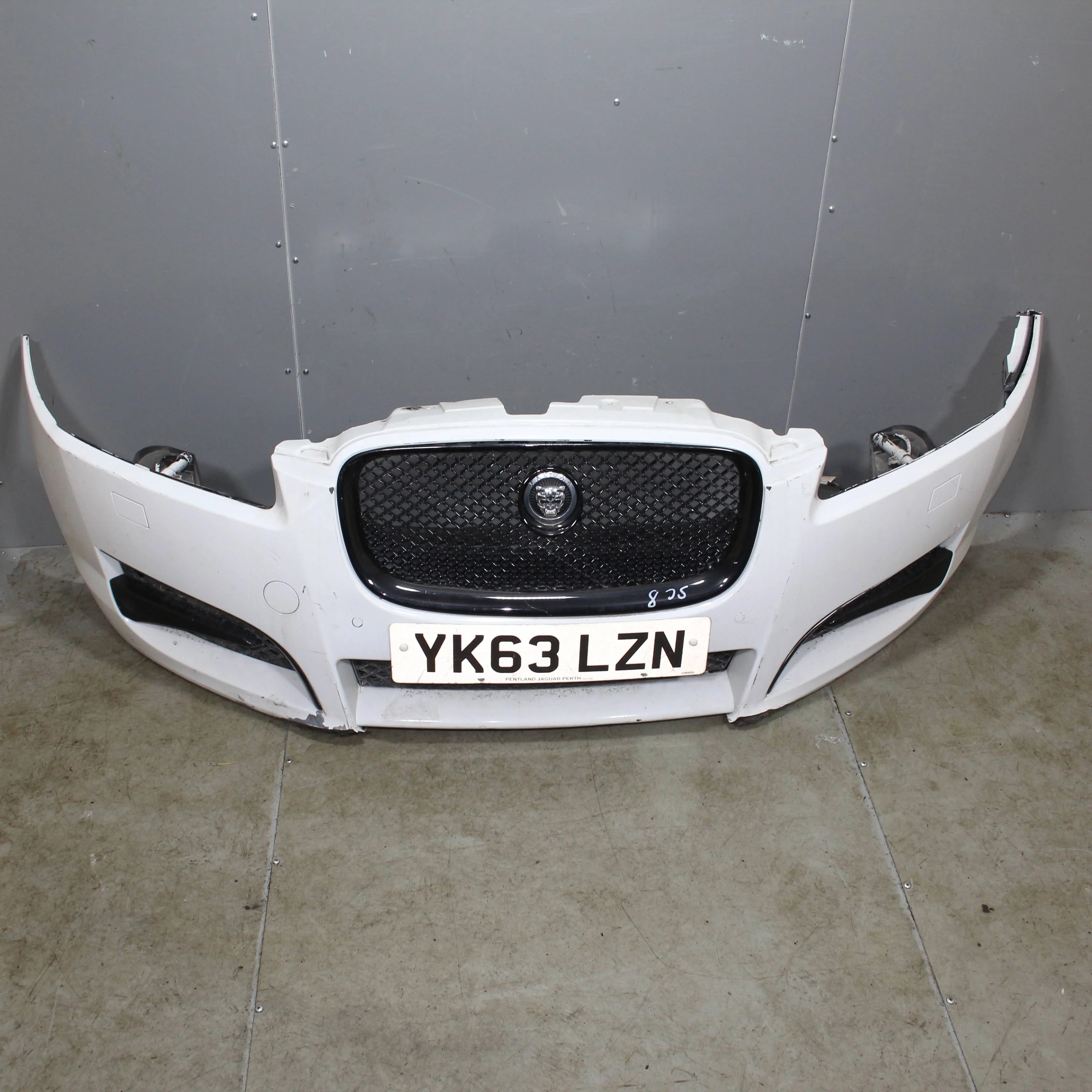 Бампер передний JAGUAR XF I рестайлинг (2011—2015)