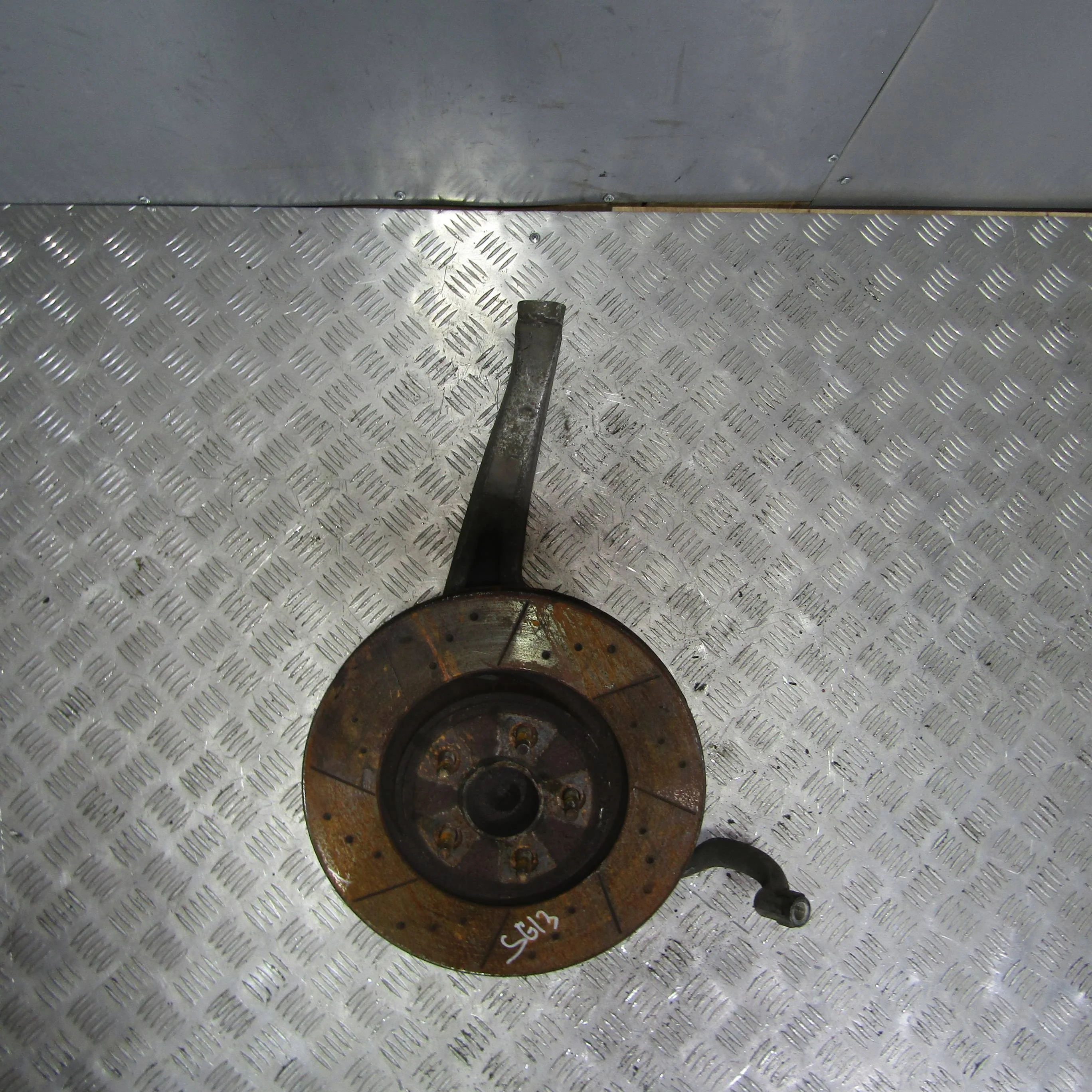 Кулак поворотный передний левый JAGUAR XF I реста