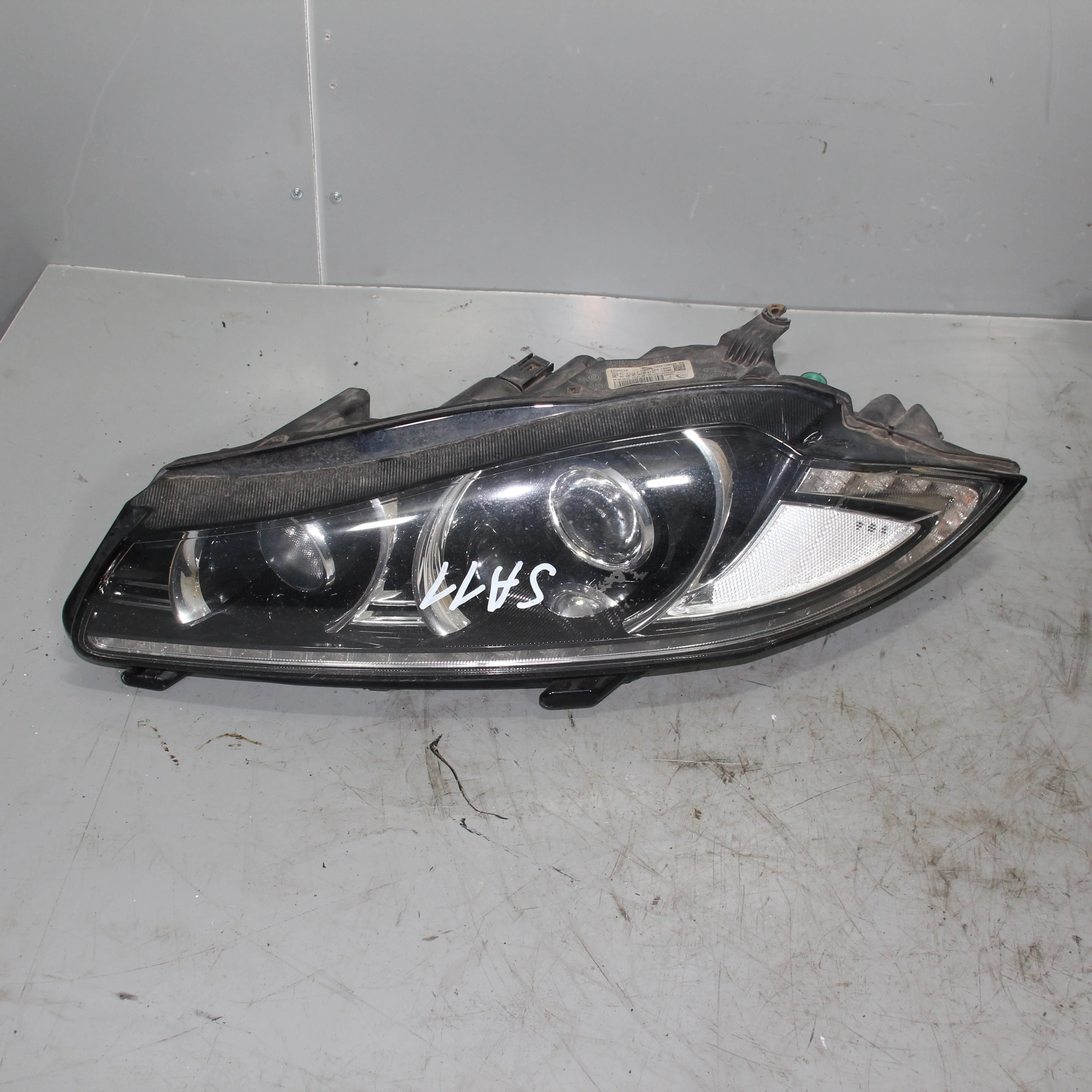 Фара левая JAGUAR XF I рестайлинг (2011—2015)