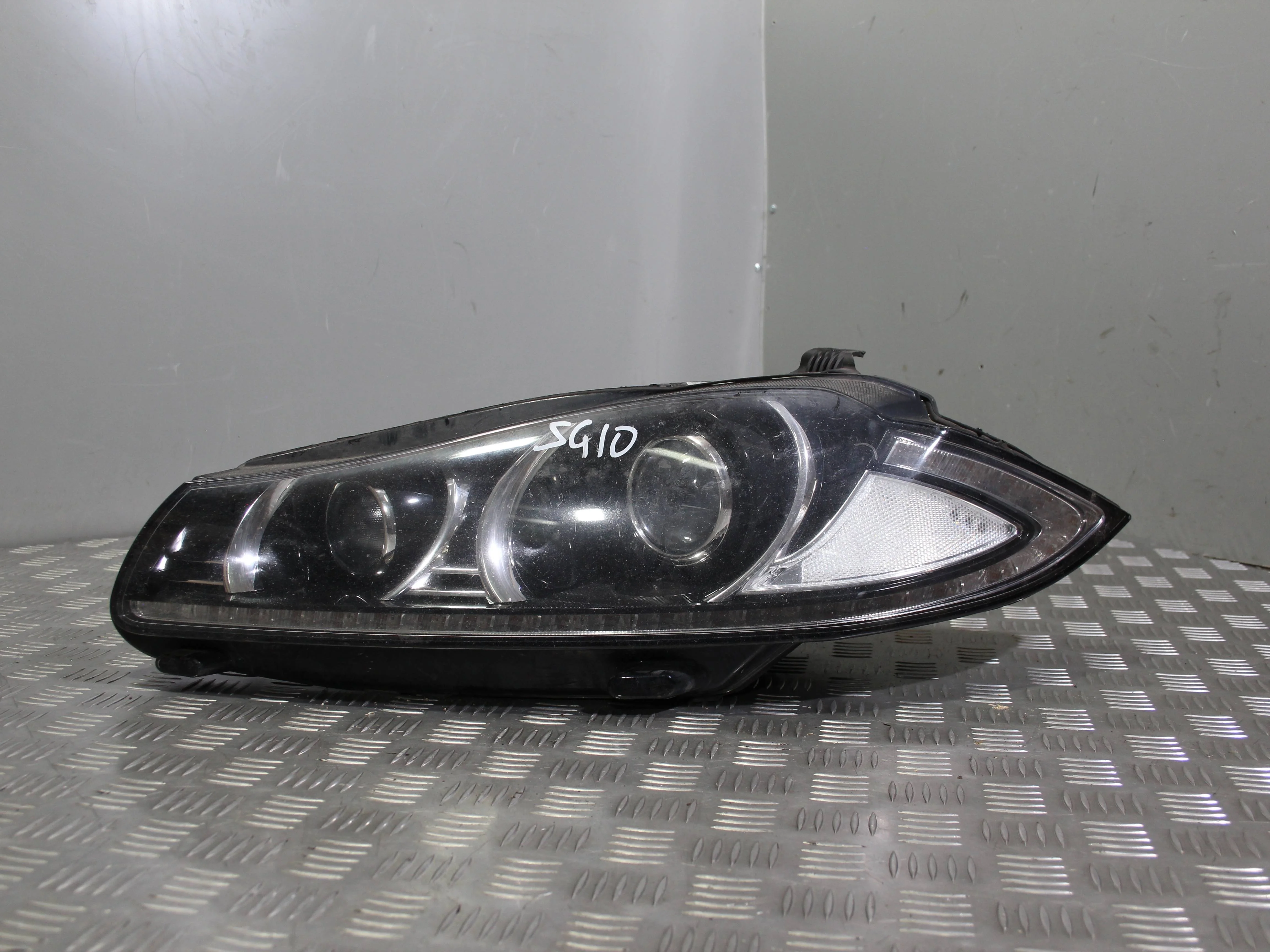 Фара левая JAGUAR XF I рестайлинг (2011—2015)