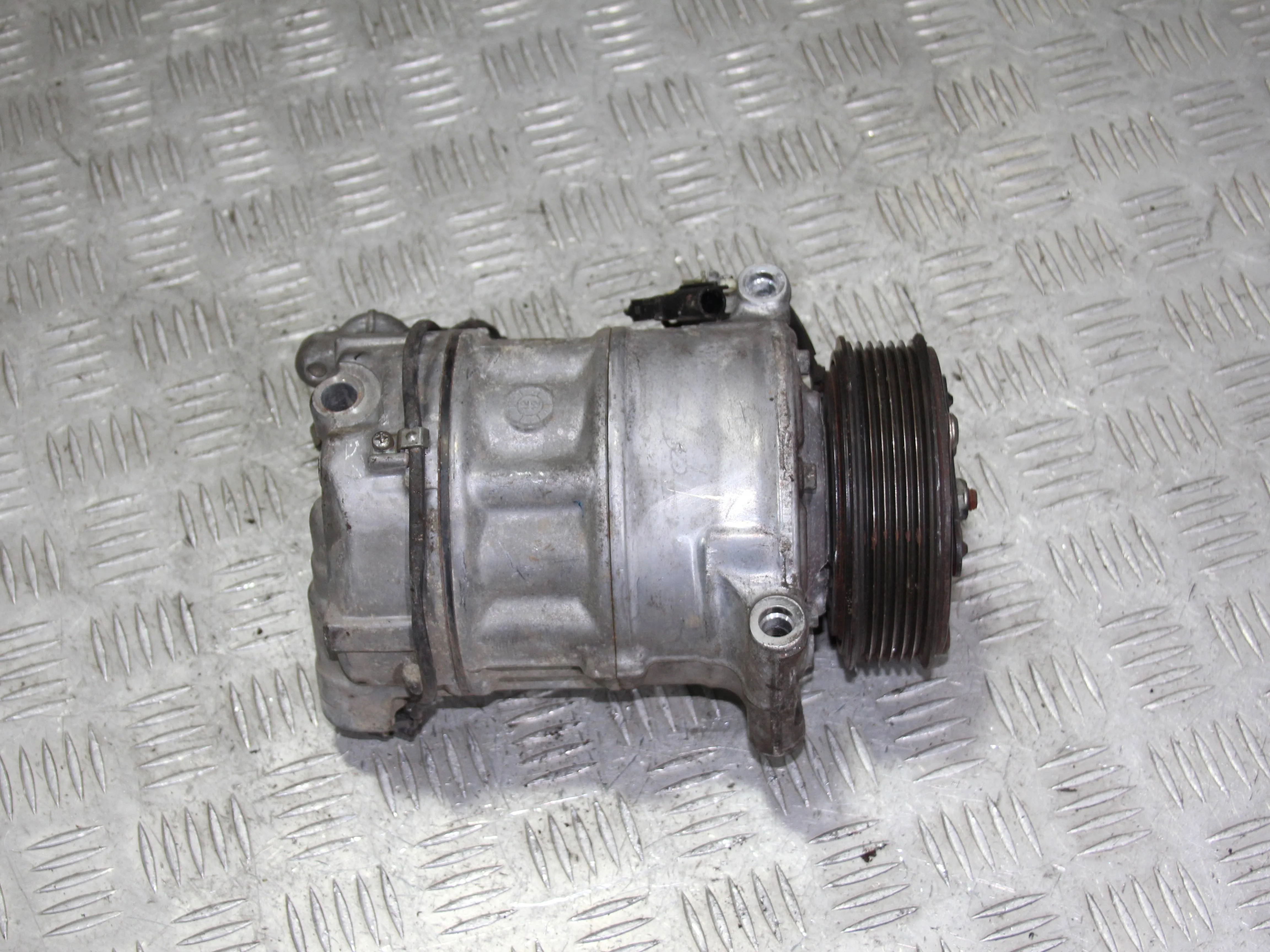 Компрессор системы кондиционирования JAGUAR XF I