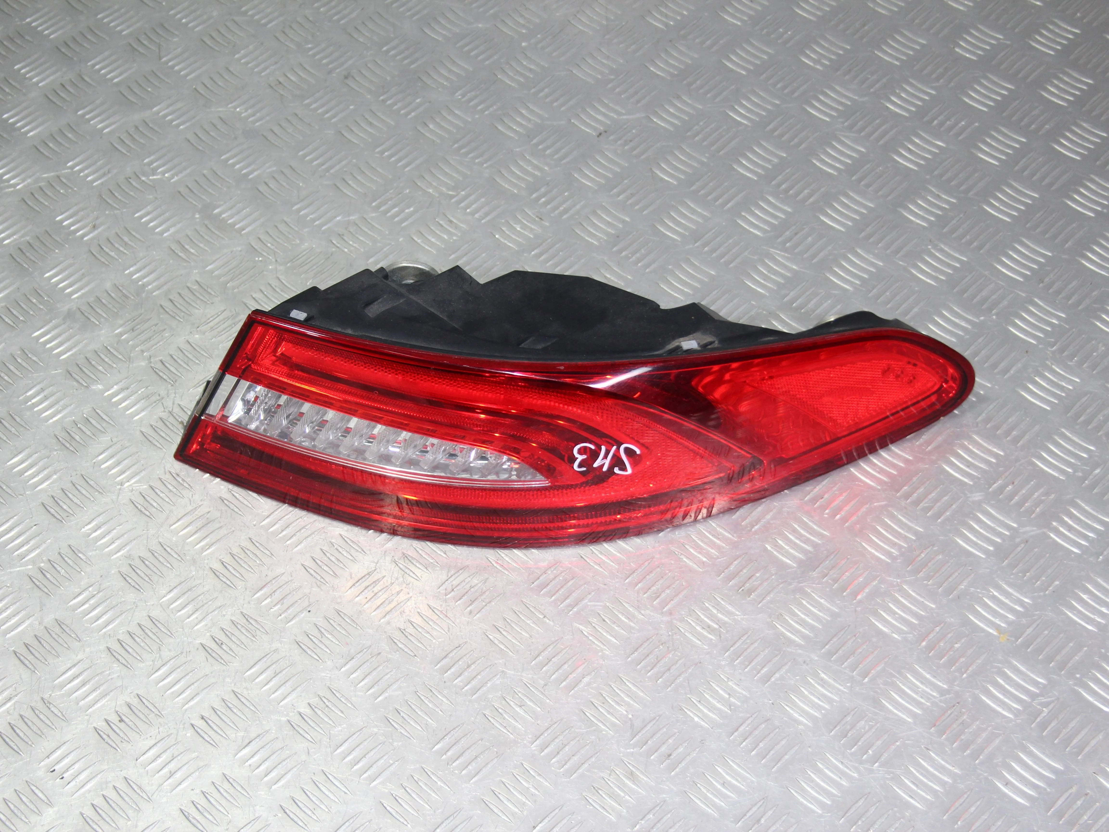 Фонарь задний наружный правый JAGUAR XF I рестайл