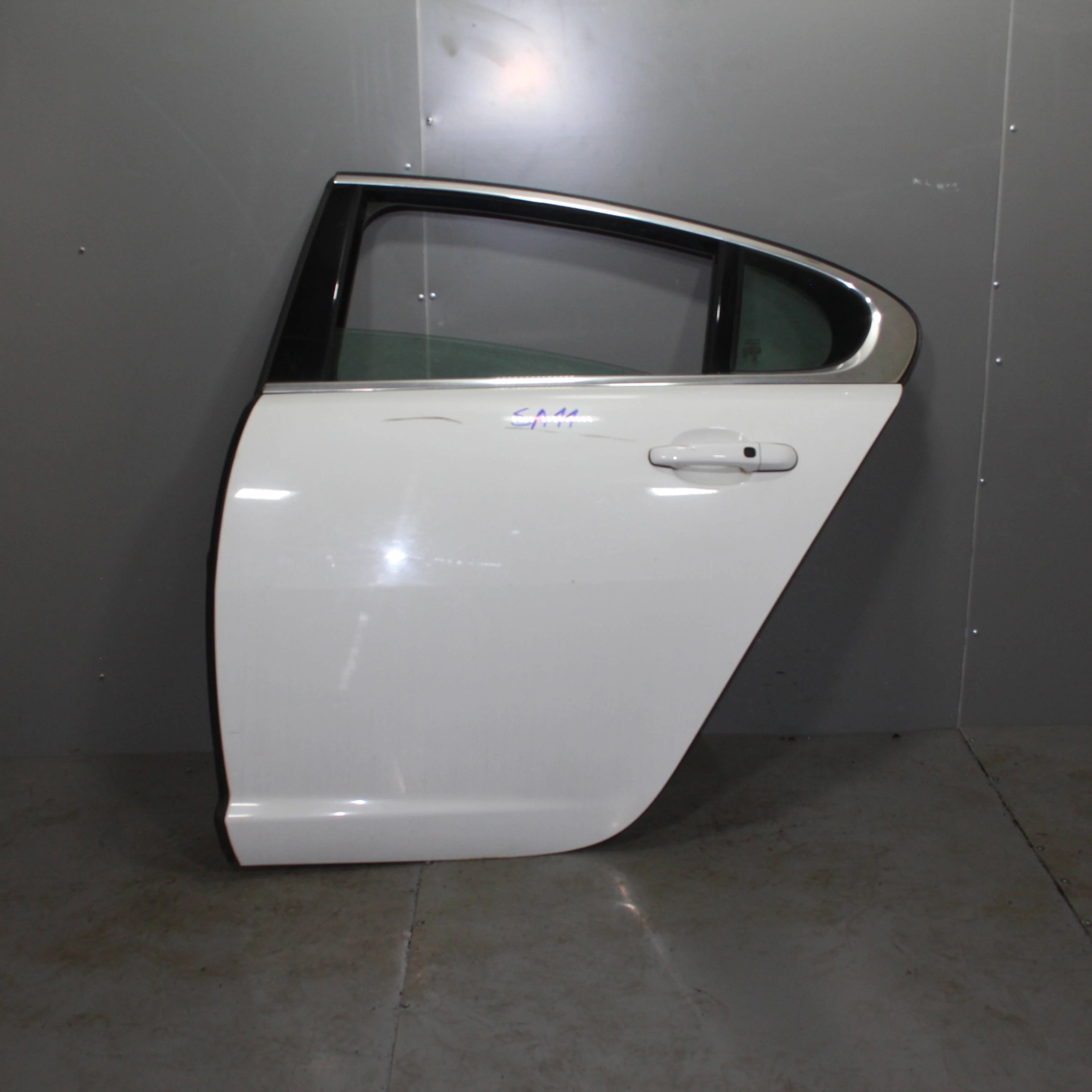 Дверь задняя левая JAGUAR XF I рестайлинг (2011—2