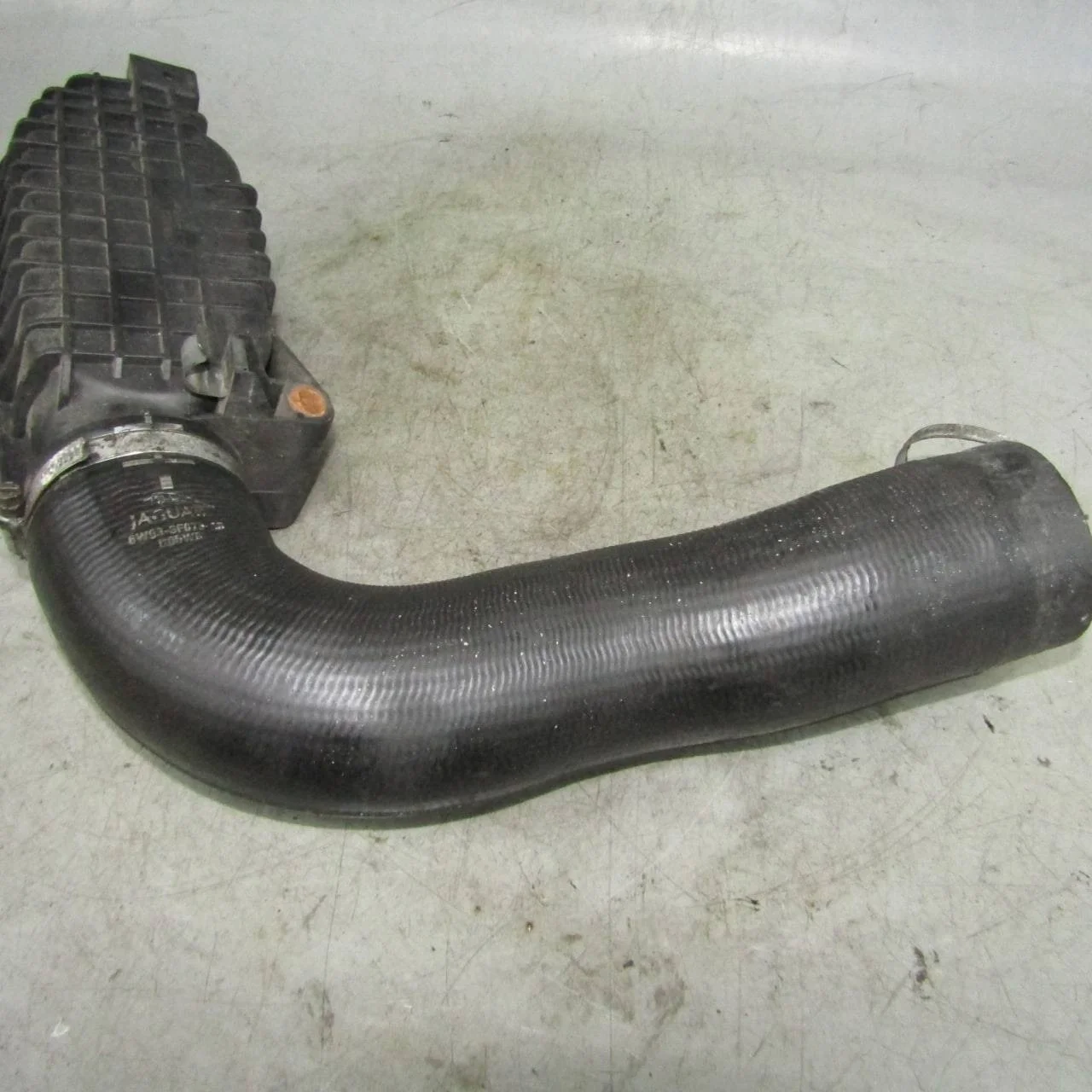 Патрубок интеркулера JAGUAR XF I рестайлинг (2011