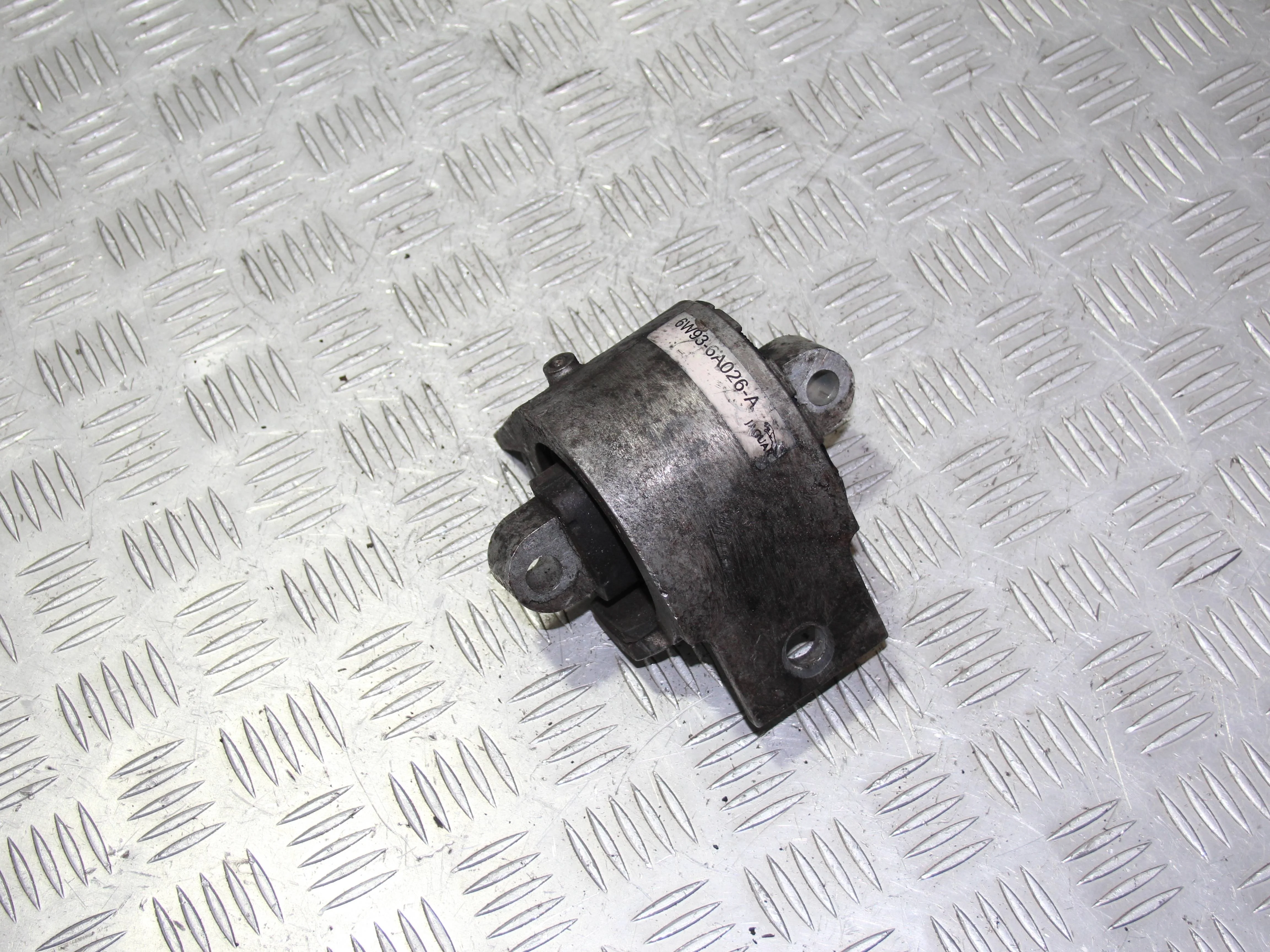 Опора КПП JAGUAR XF I рестайлинг (2011—2015)