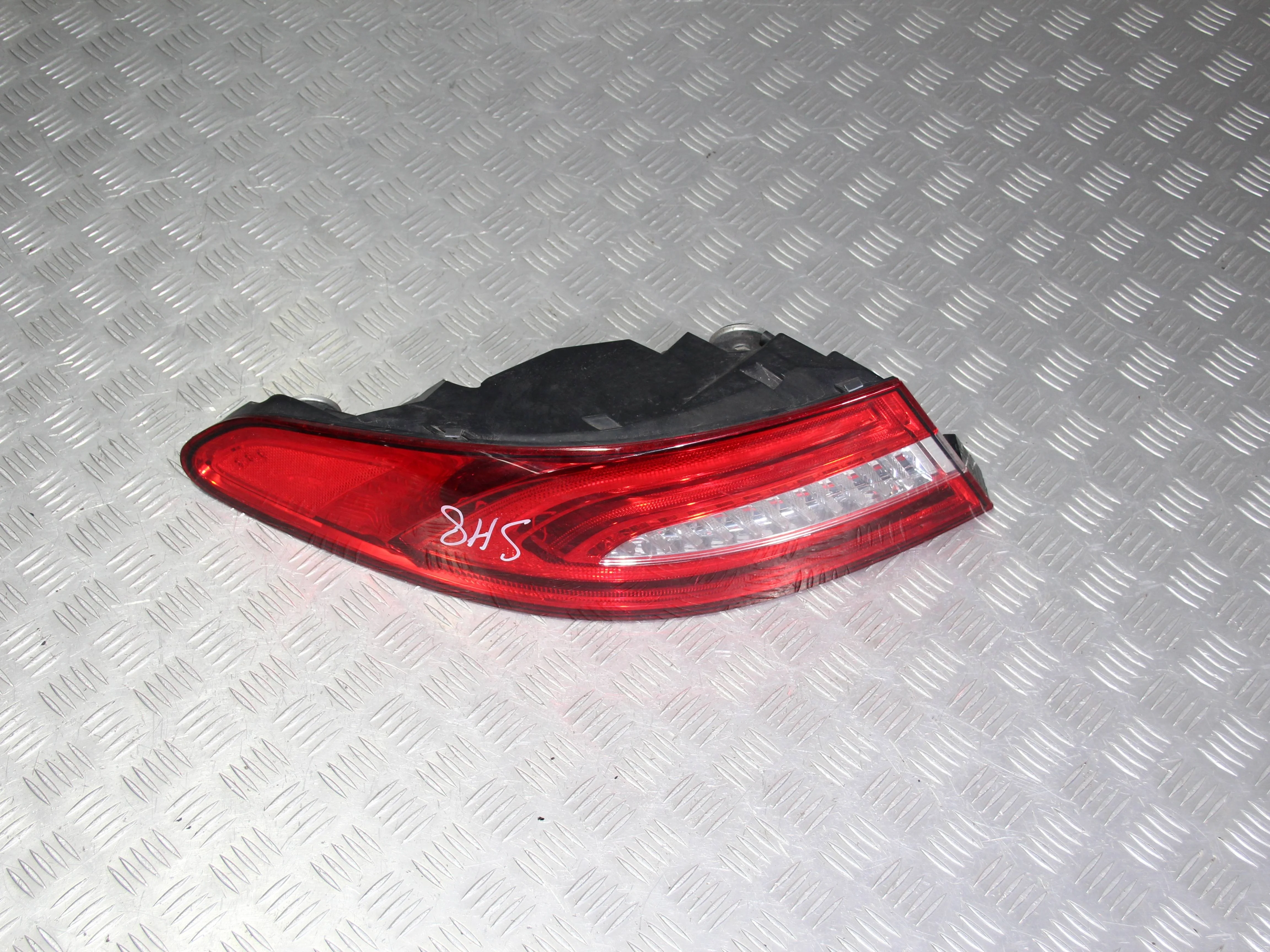 Фонарь задний наружный левый JAGUAR XF I рестайли