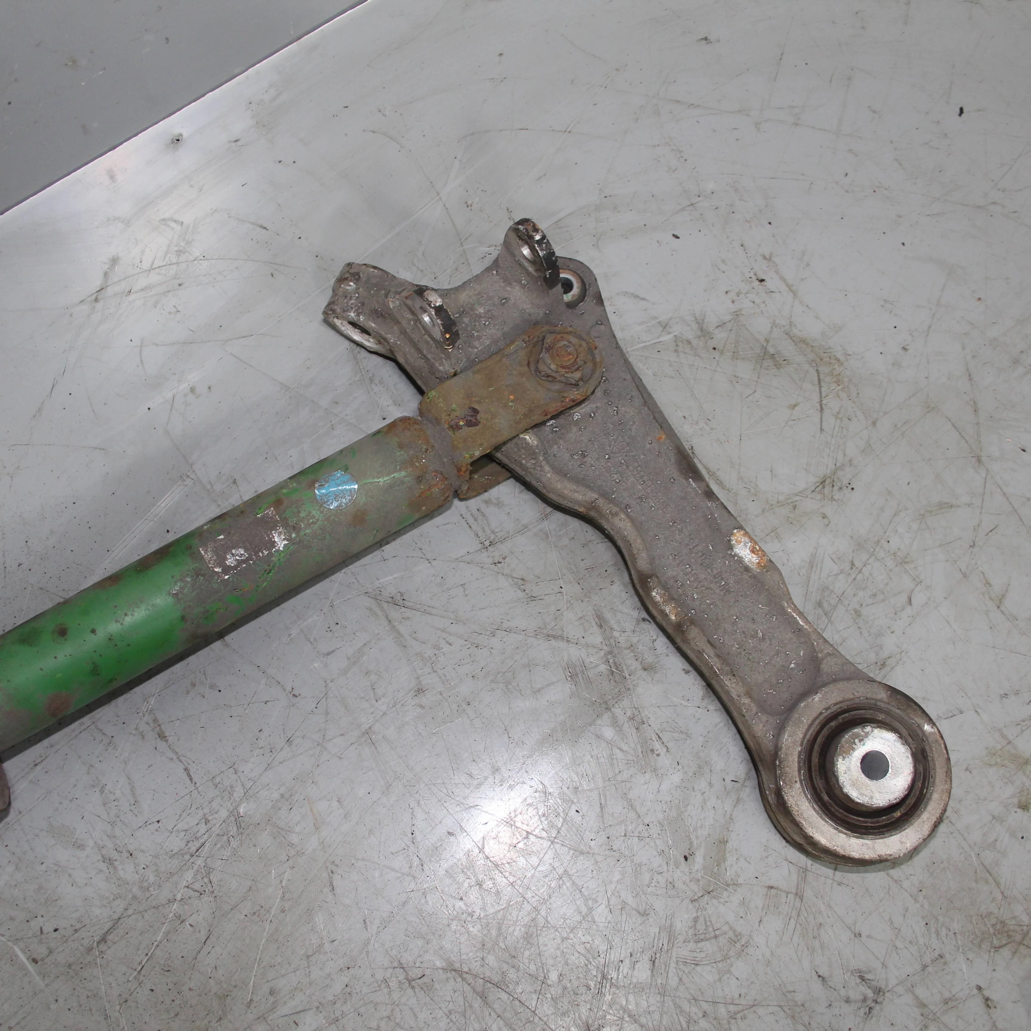 Рычаг передний нижний левый JAGUAR XF I рестайлин