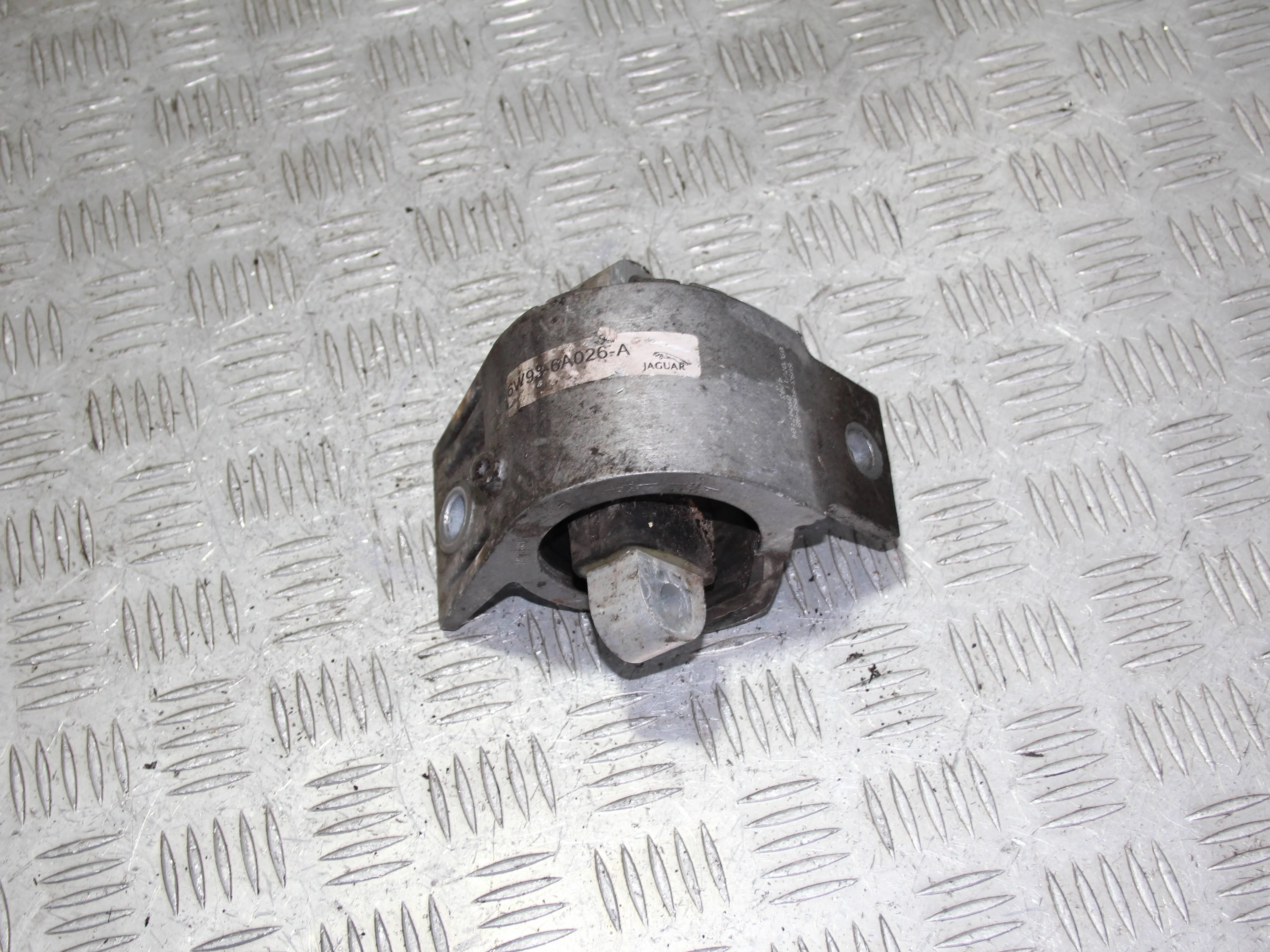 Опора КПП JAGUAR XF I рестайлинг (2011—2015)