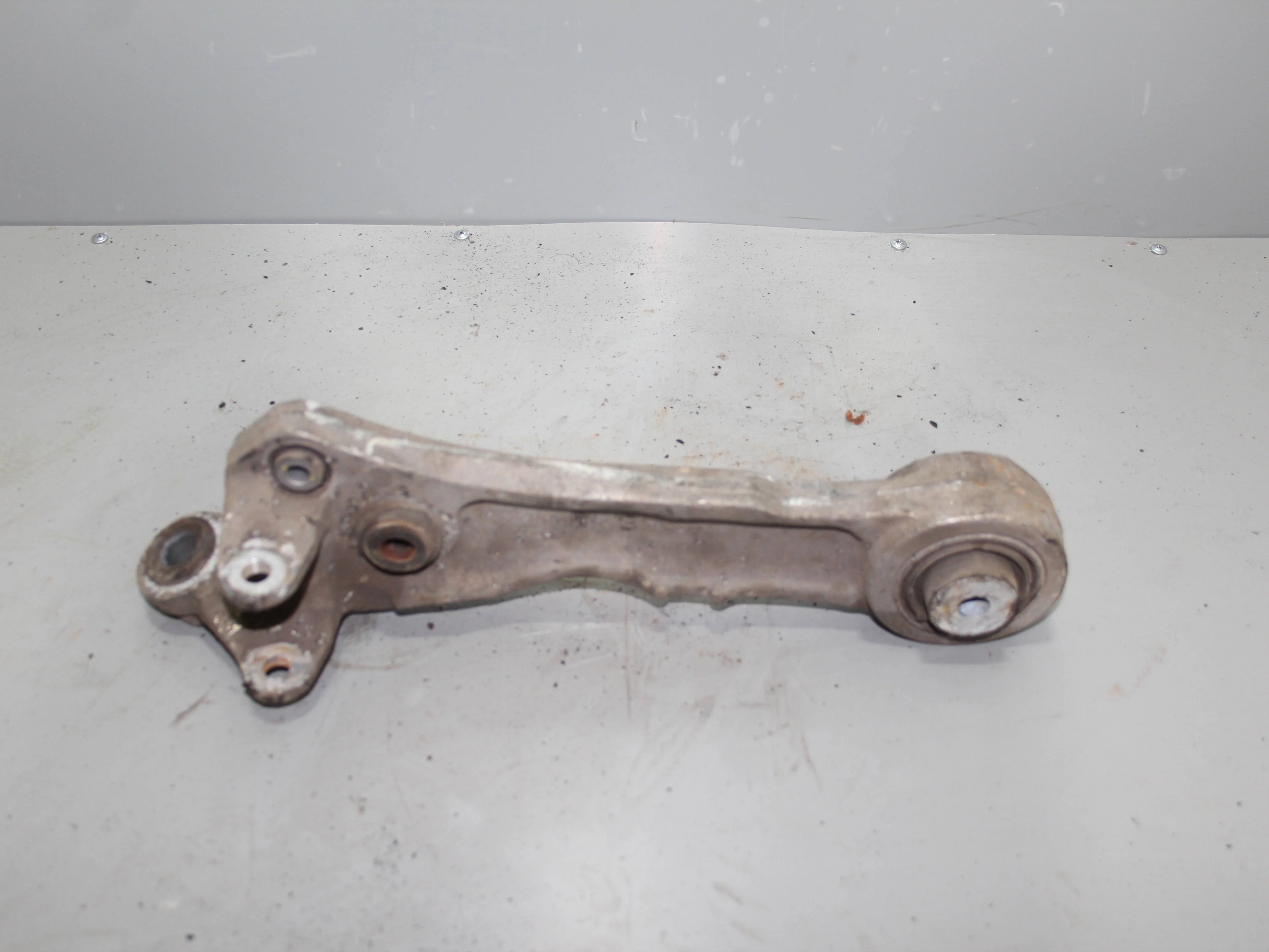 Рычаг передний нижний левый JAGUAR XF I рестайлин