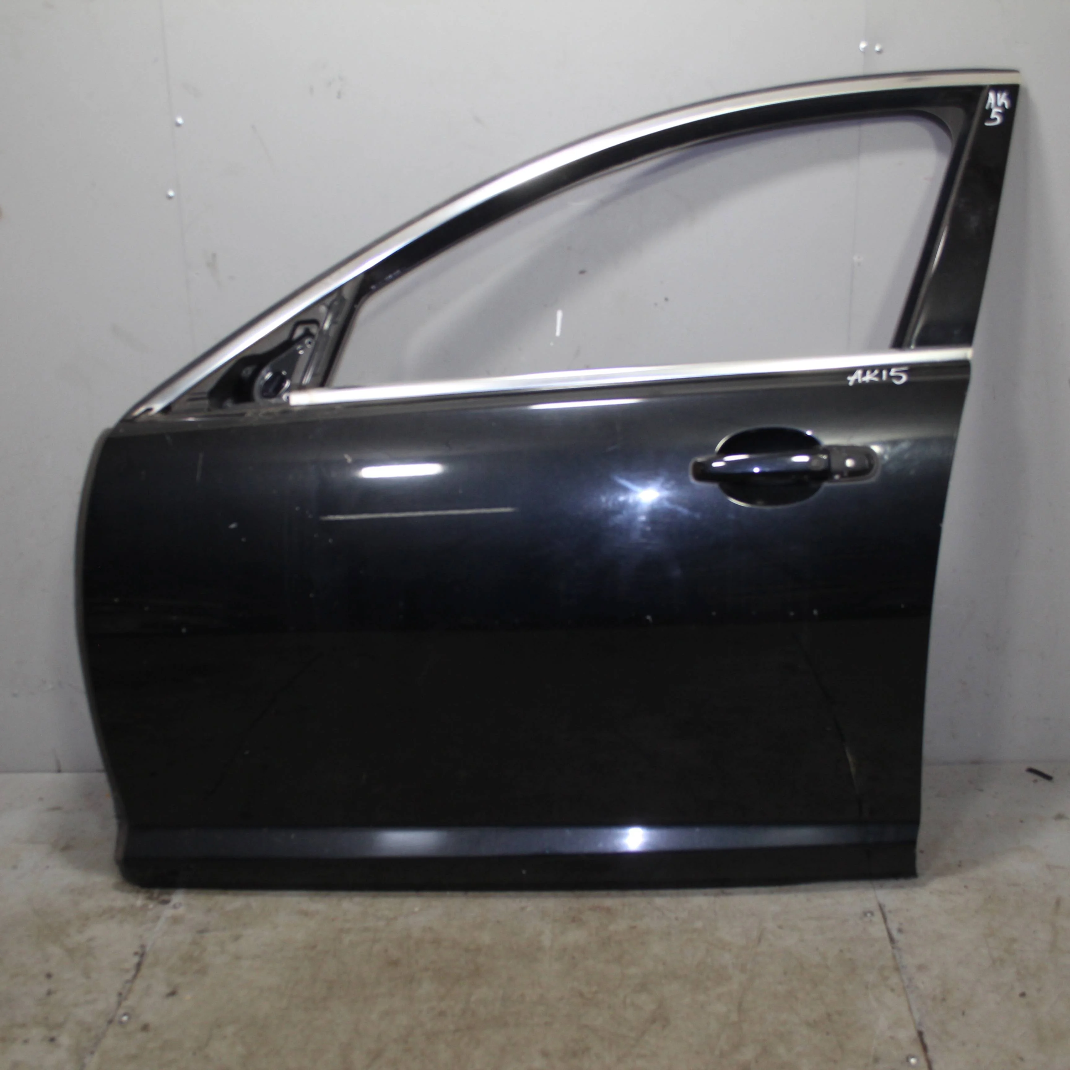 Дверь передняя левая JAGUAR XF I рестайлинг (2011