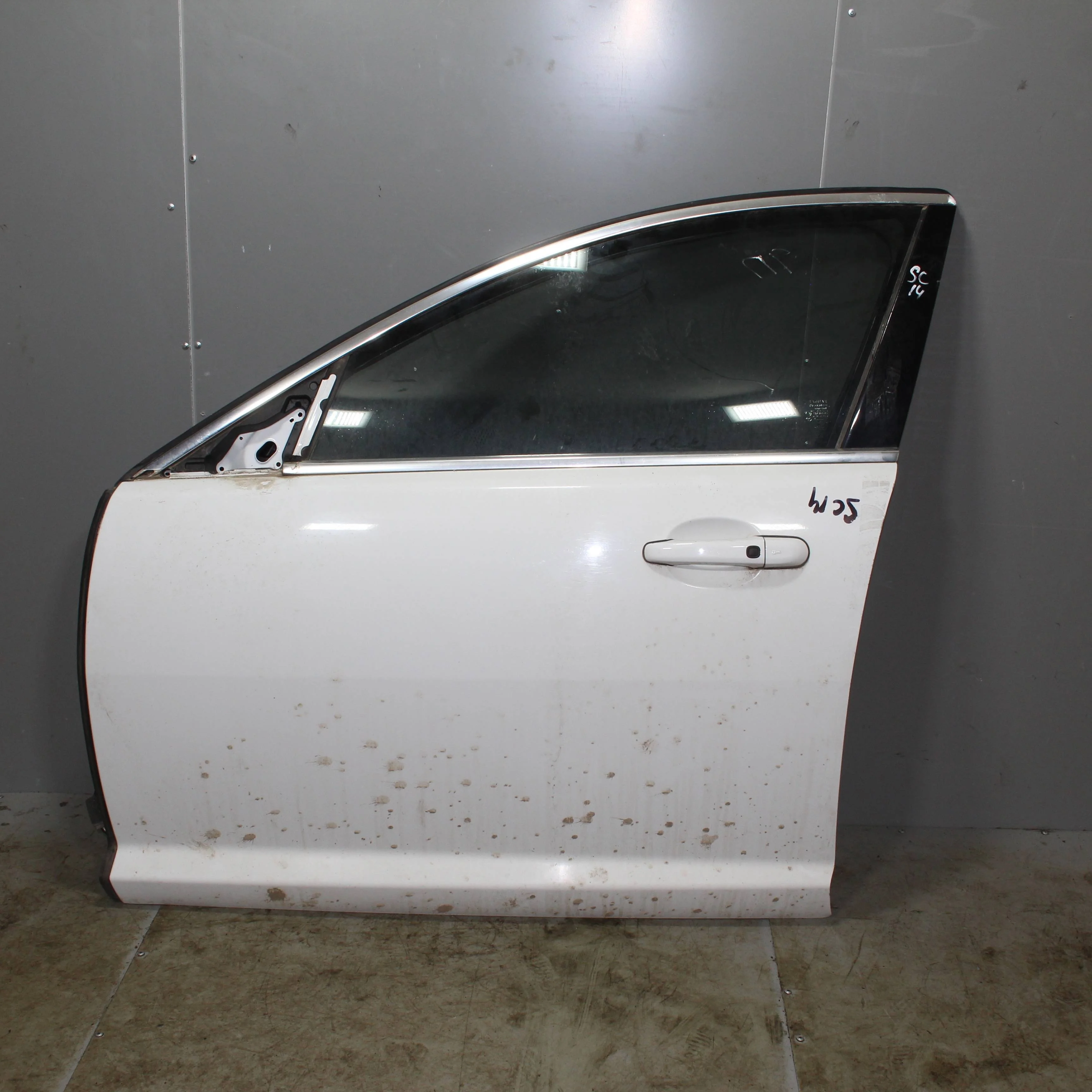 Дверь передняя левая JAGUAR XF I рестайлинг (2011