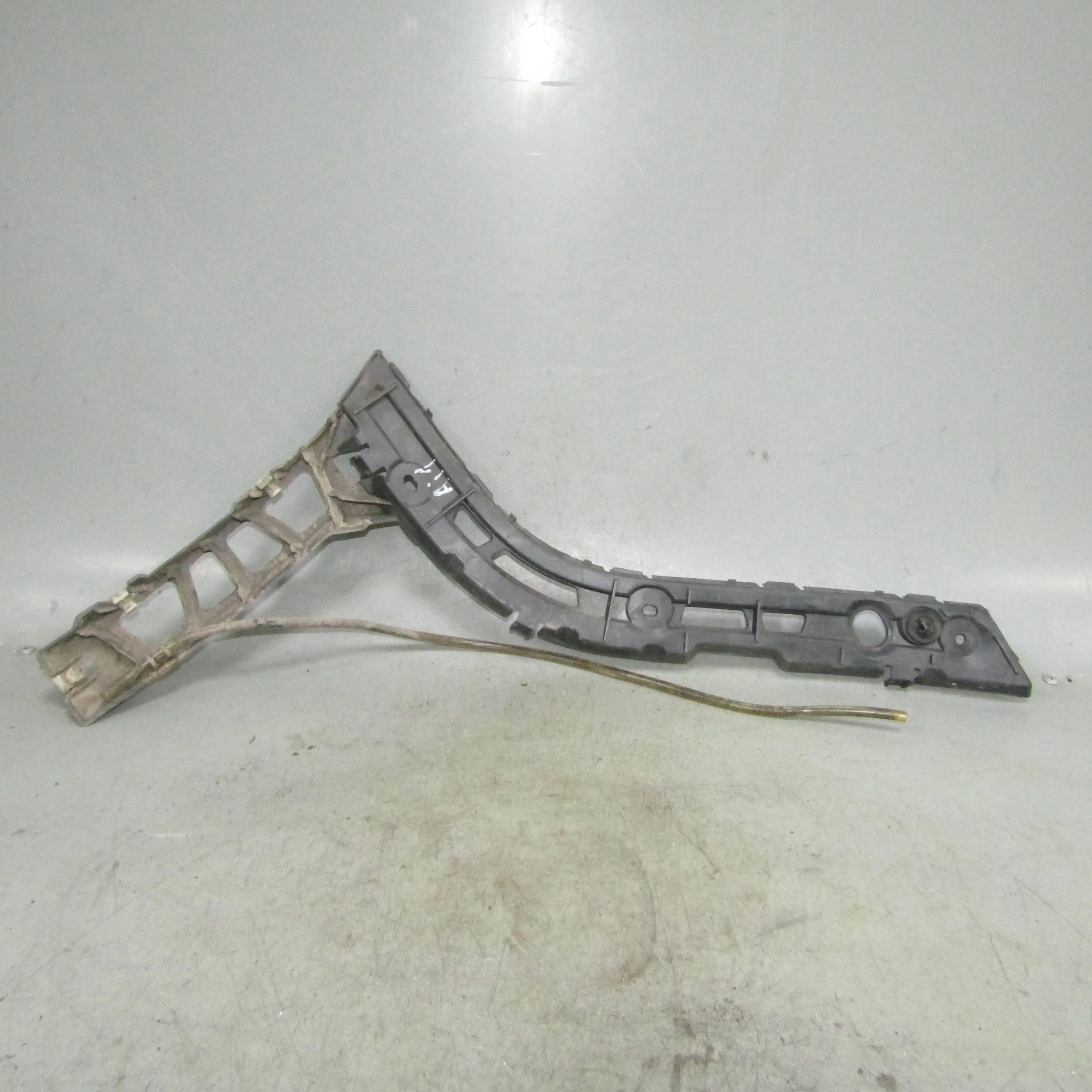 Кронштейн заднего бампера правый JAGUAR XF I рест