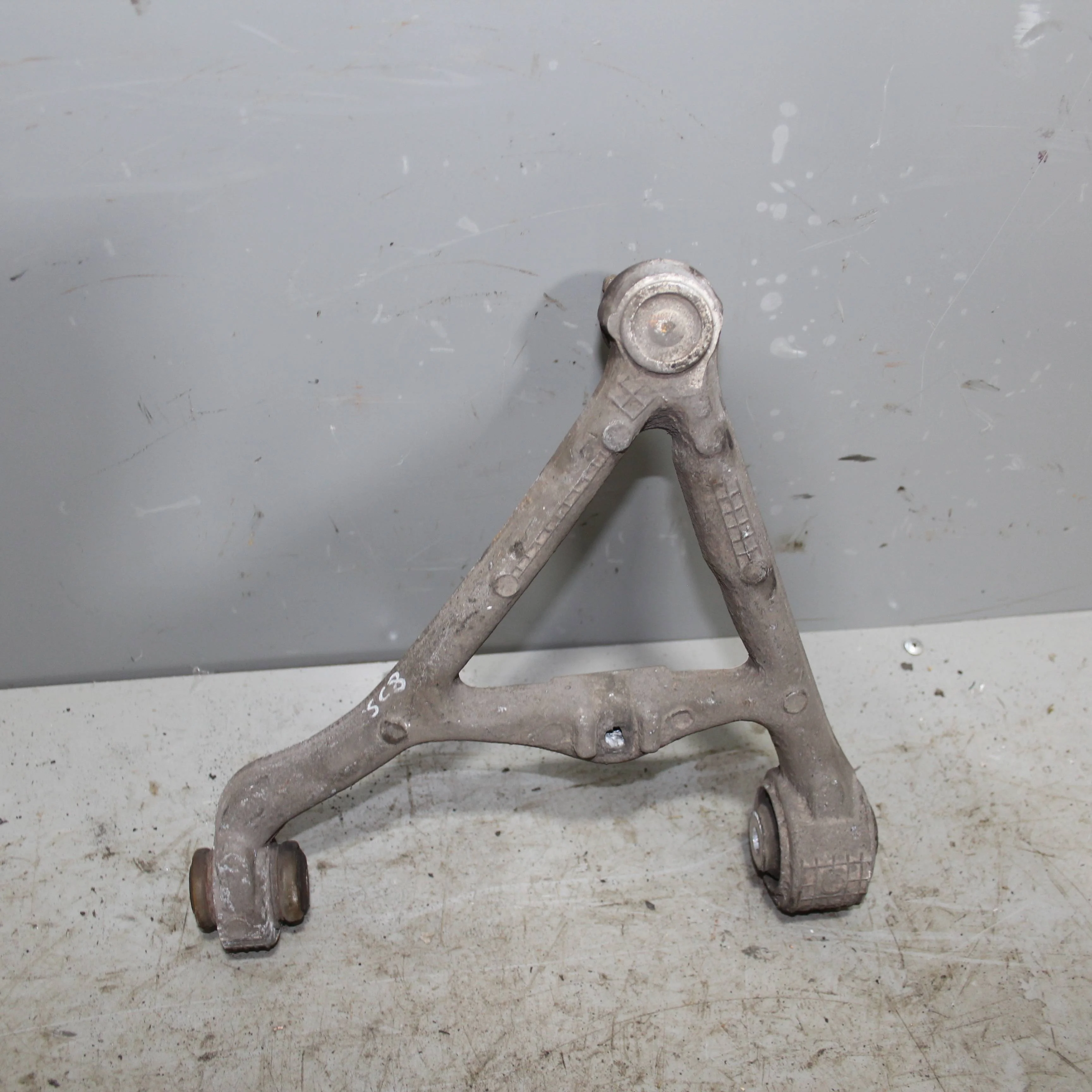 Рычаг задний верхний левый JAGUAR XF I рестайлинг