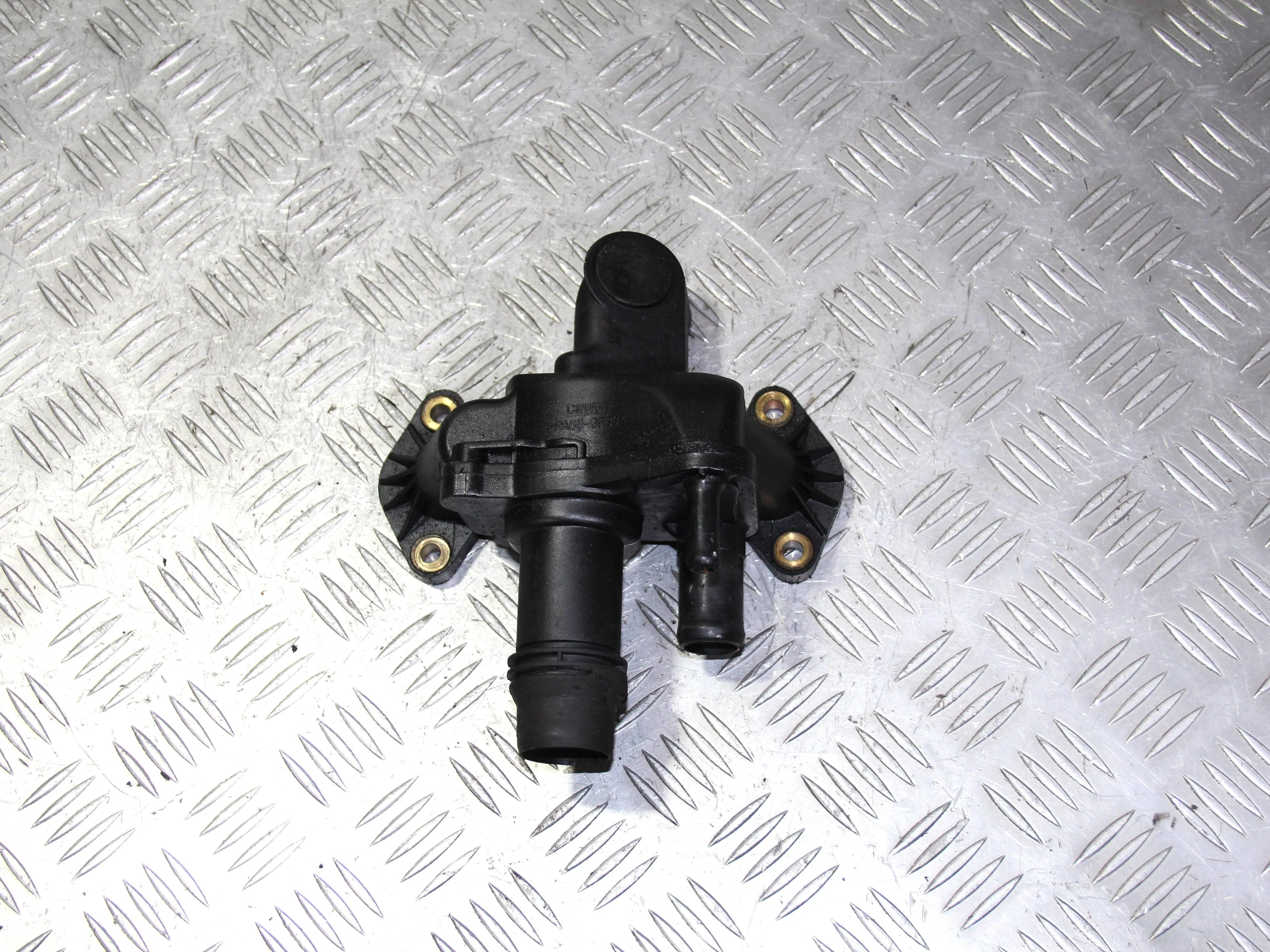 Патрубок радиатора (тройник) JAGUAR XF I рестайли