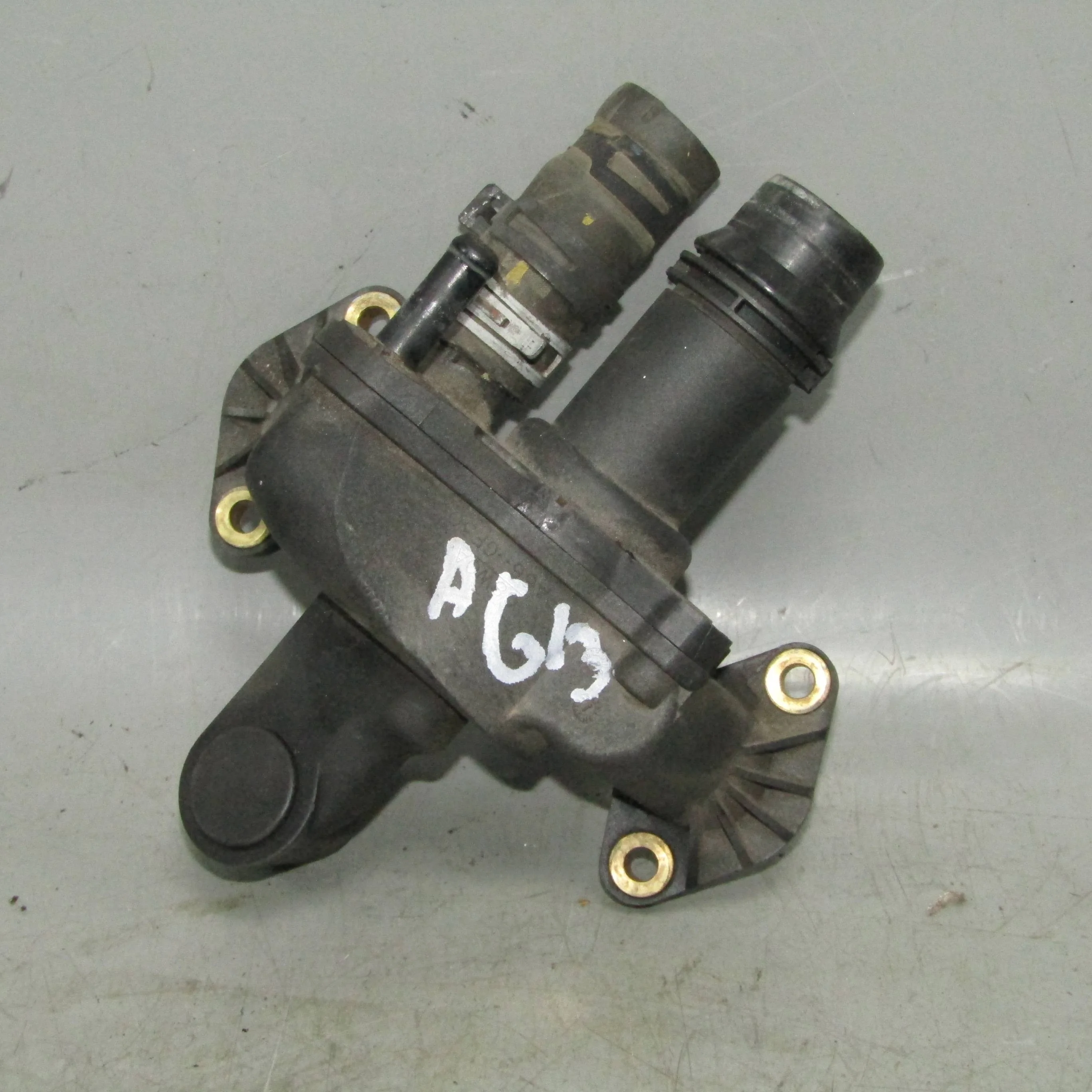 Патрубок радиатора (тройник) JAGUAR XF I рестайли