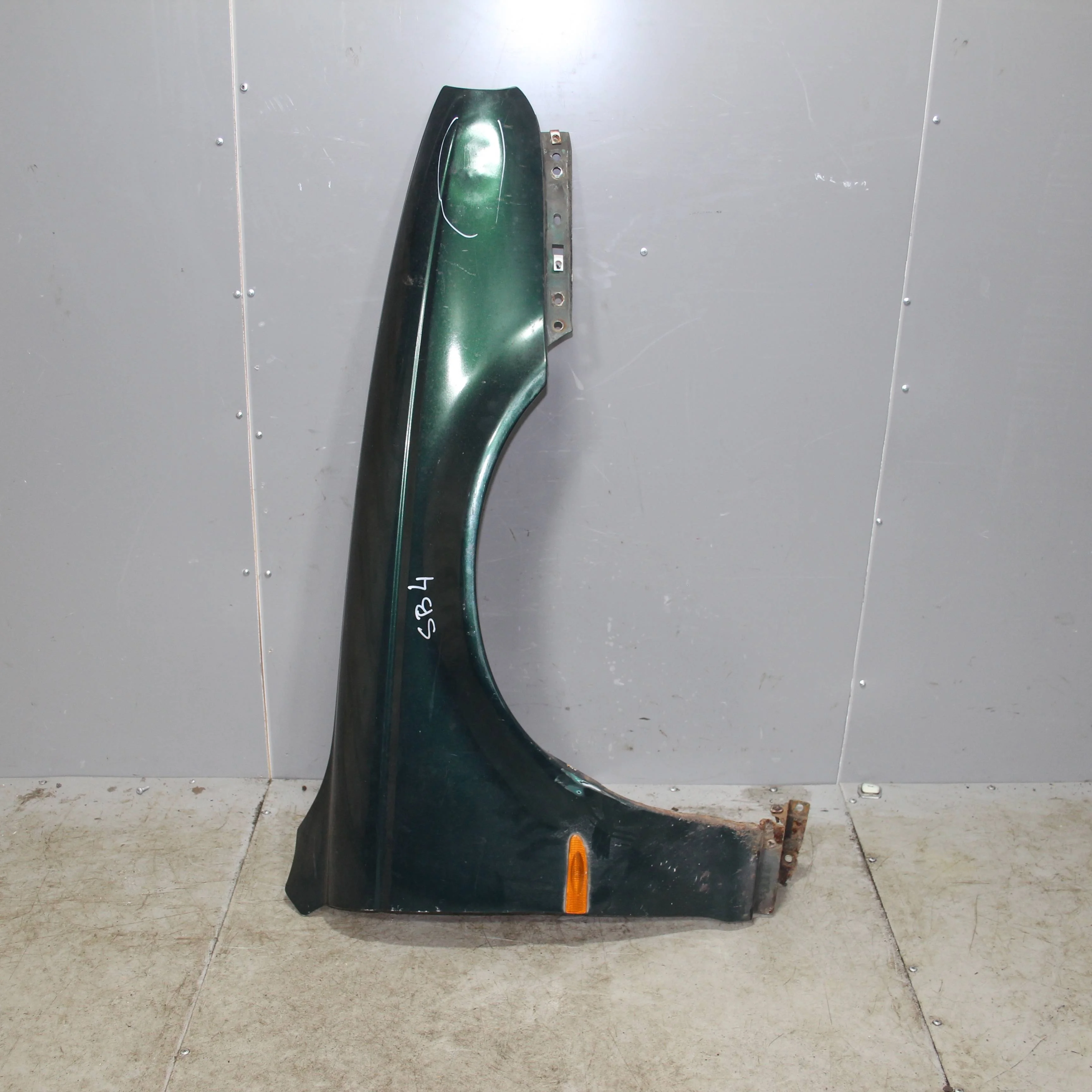 Крыло переднее правое JAGUAR X-type I (2001—2009)